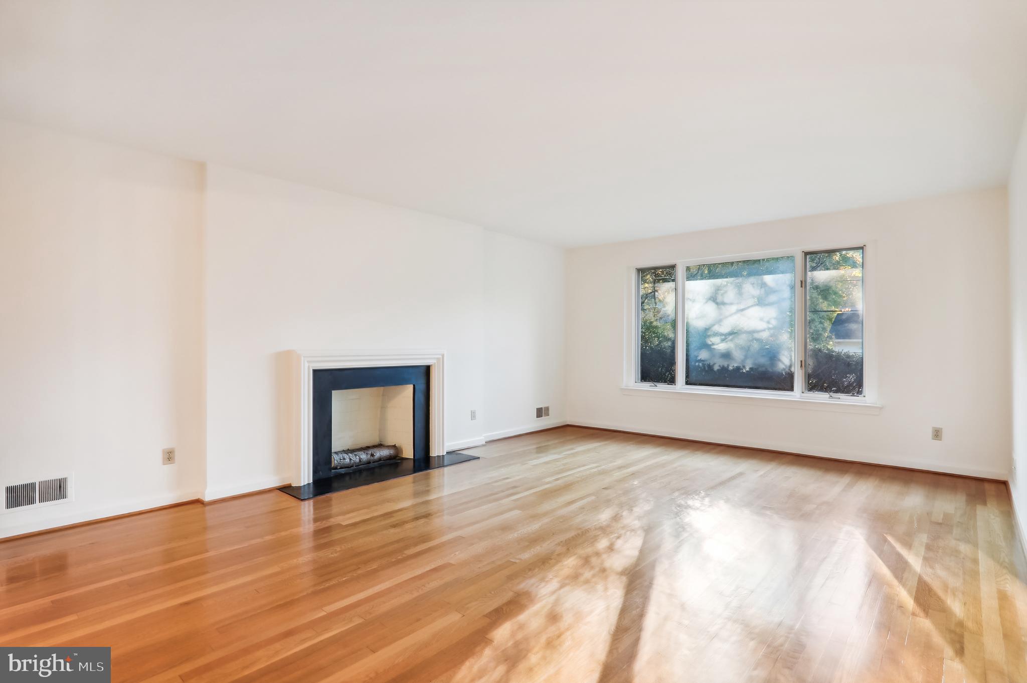 SOMERSET HEIGHTS - Residential