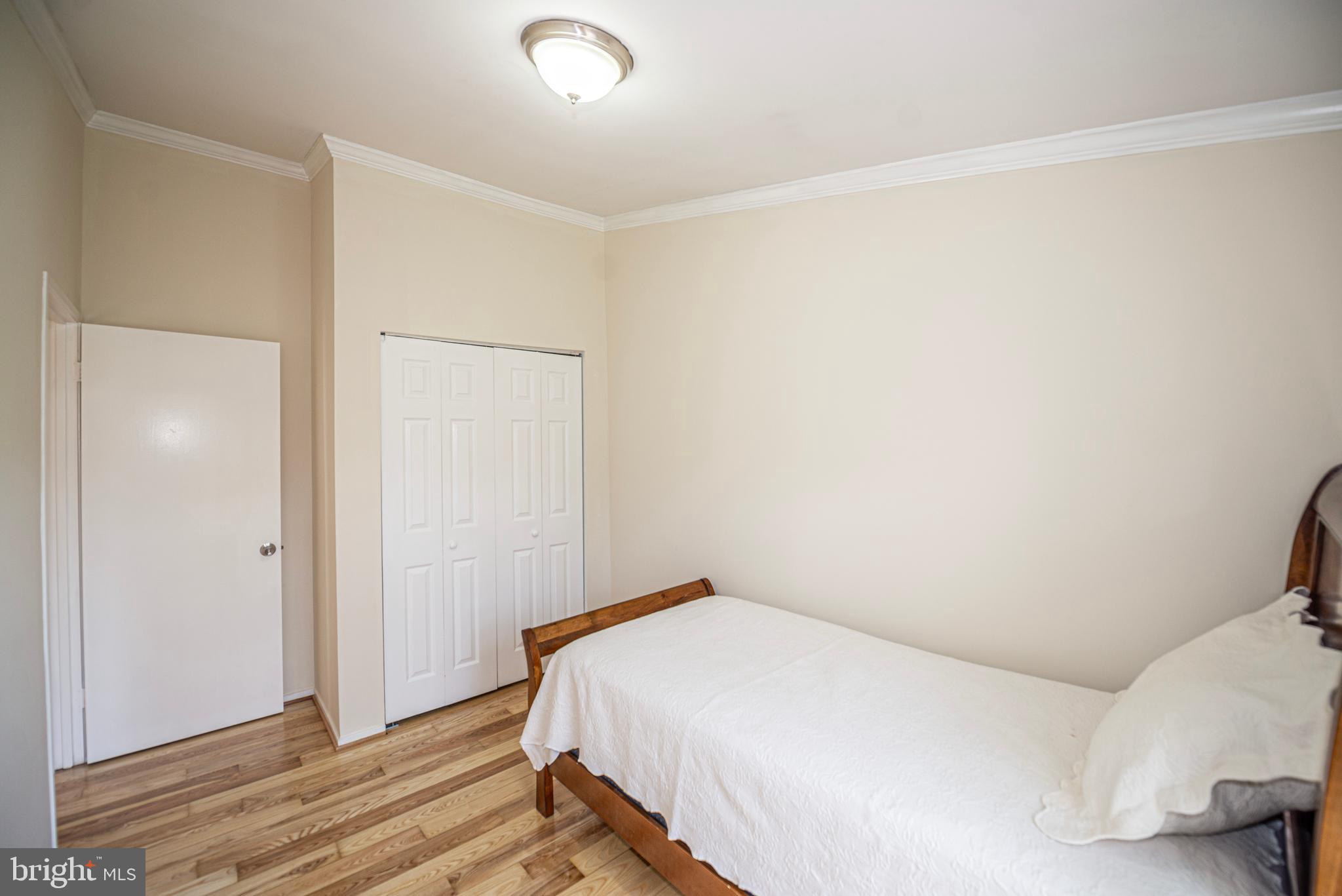 OLNEY SQUARE - Residential