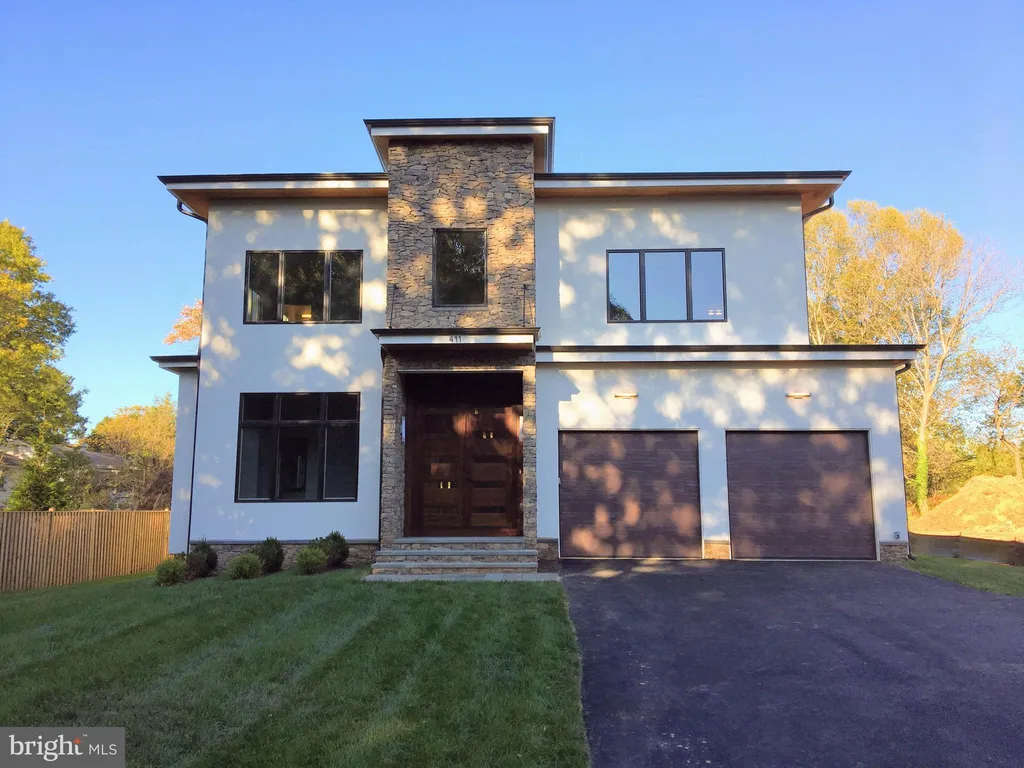 411 Beulah Road NE, Vienna, VA 22180