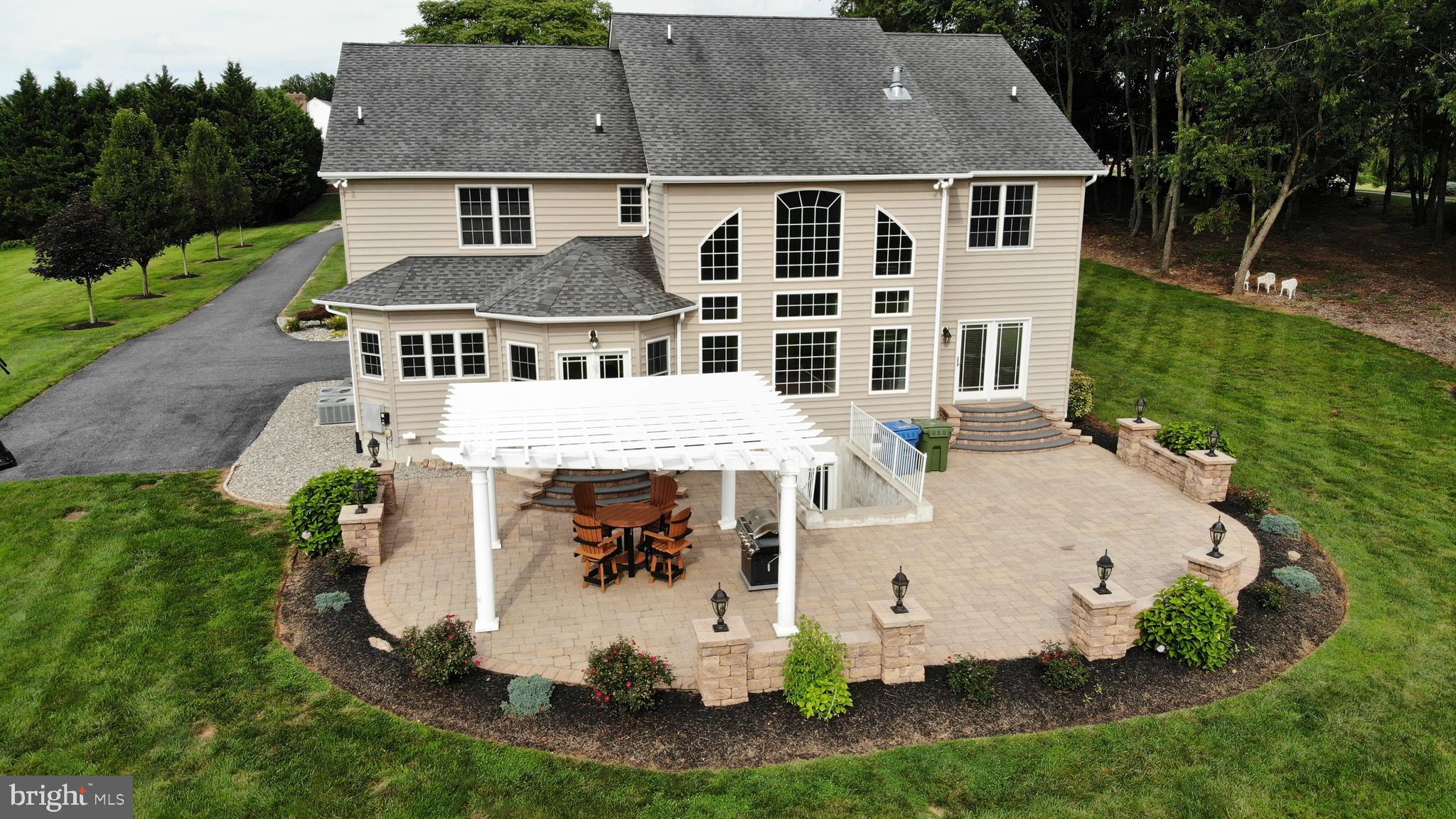 DAY VIEW - Residential