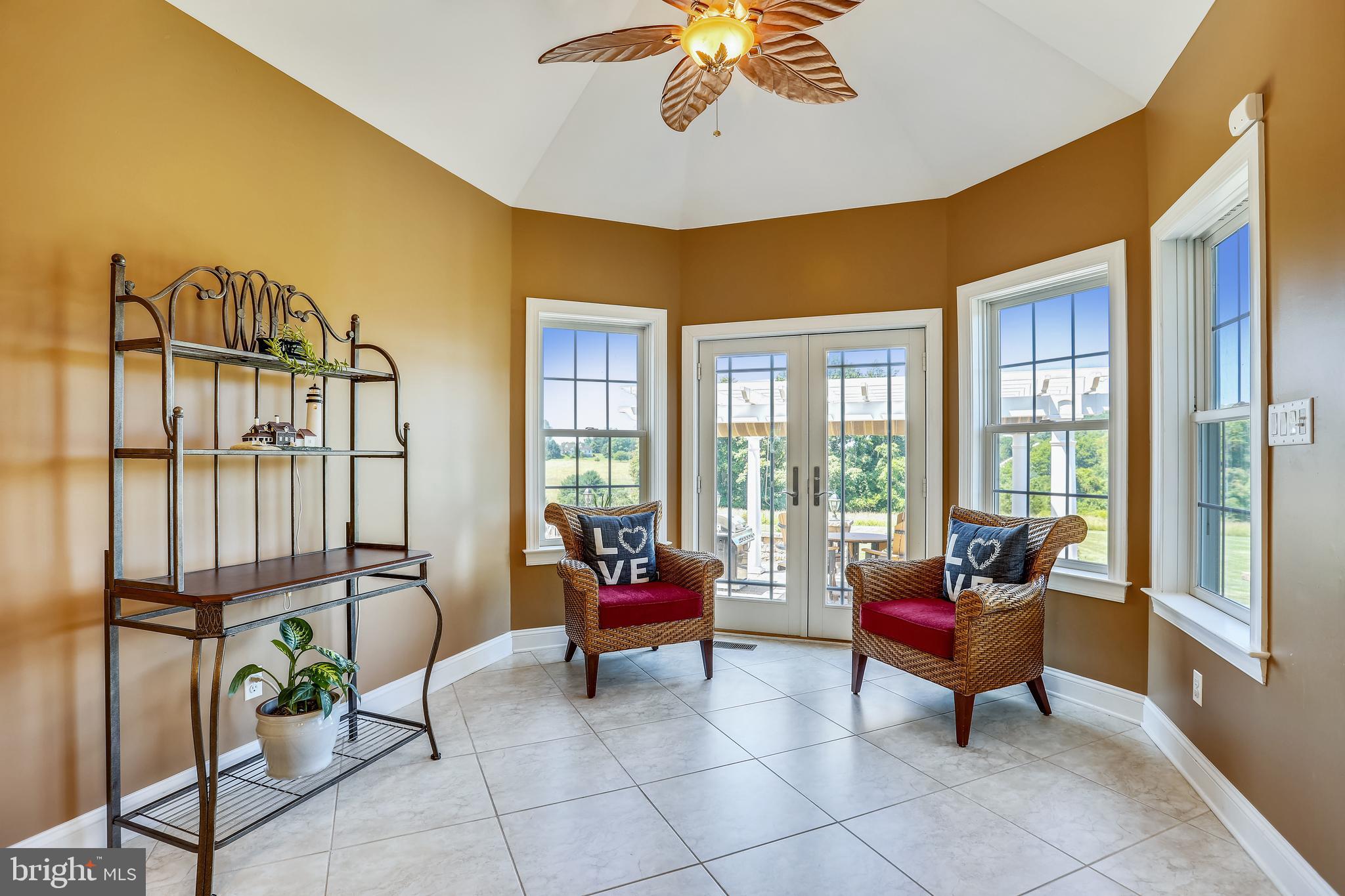 DAY VIEW - Residential