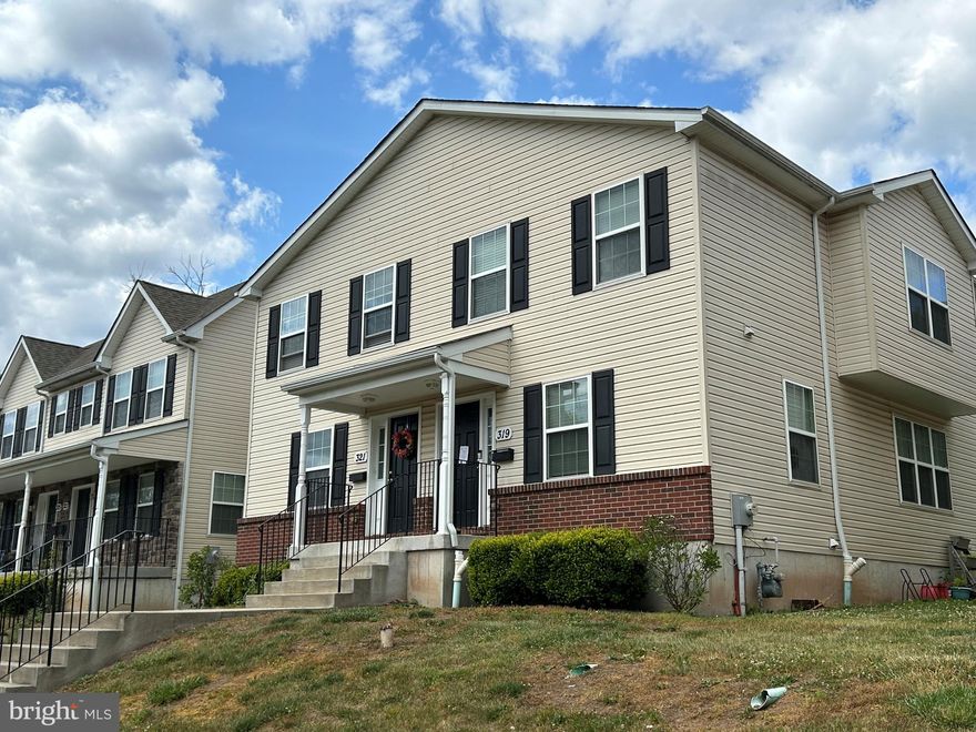 3 bedroom, 1/1 bath.  Available June 1st. unfinished basement for storage, off street parking, washer, dryer, fridge, range, microwave, dishwasher, garbage disposal. Resident responsible for Water,Sewer,Trash,Electric,Gas,Snow. Management is responsible for lawn care and maintenance.