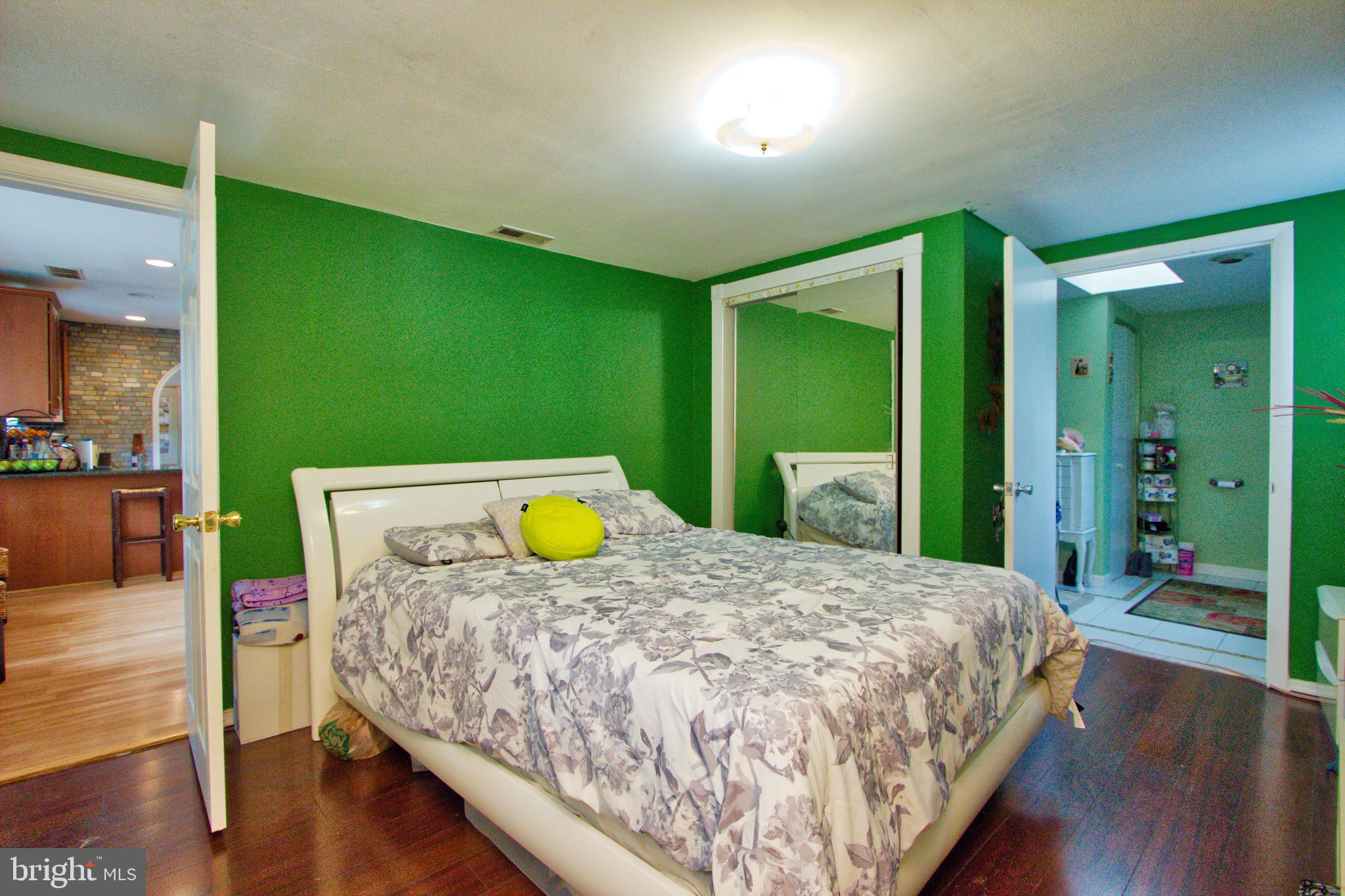 EDSALL PARK - Residential