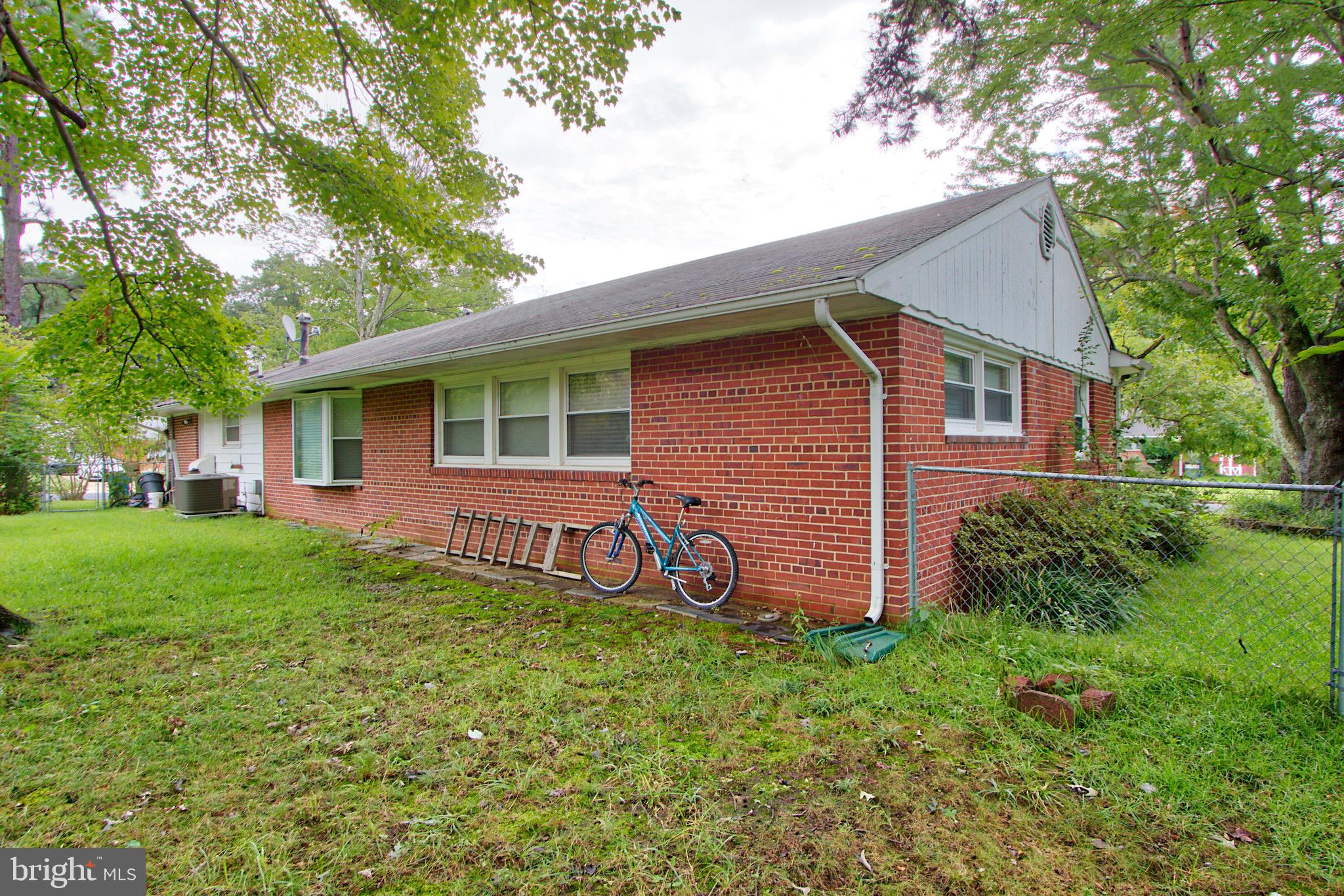 EDSALL PARK - Residential