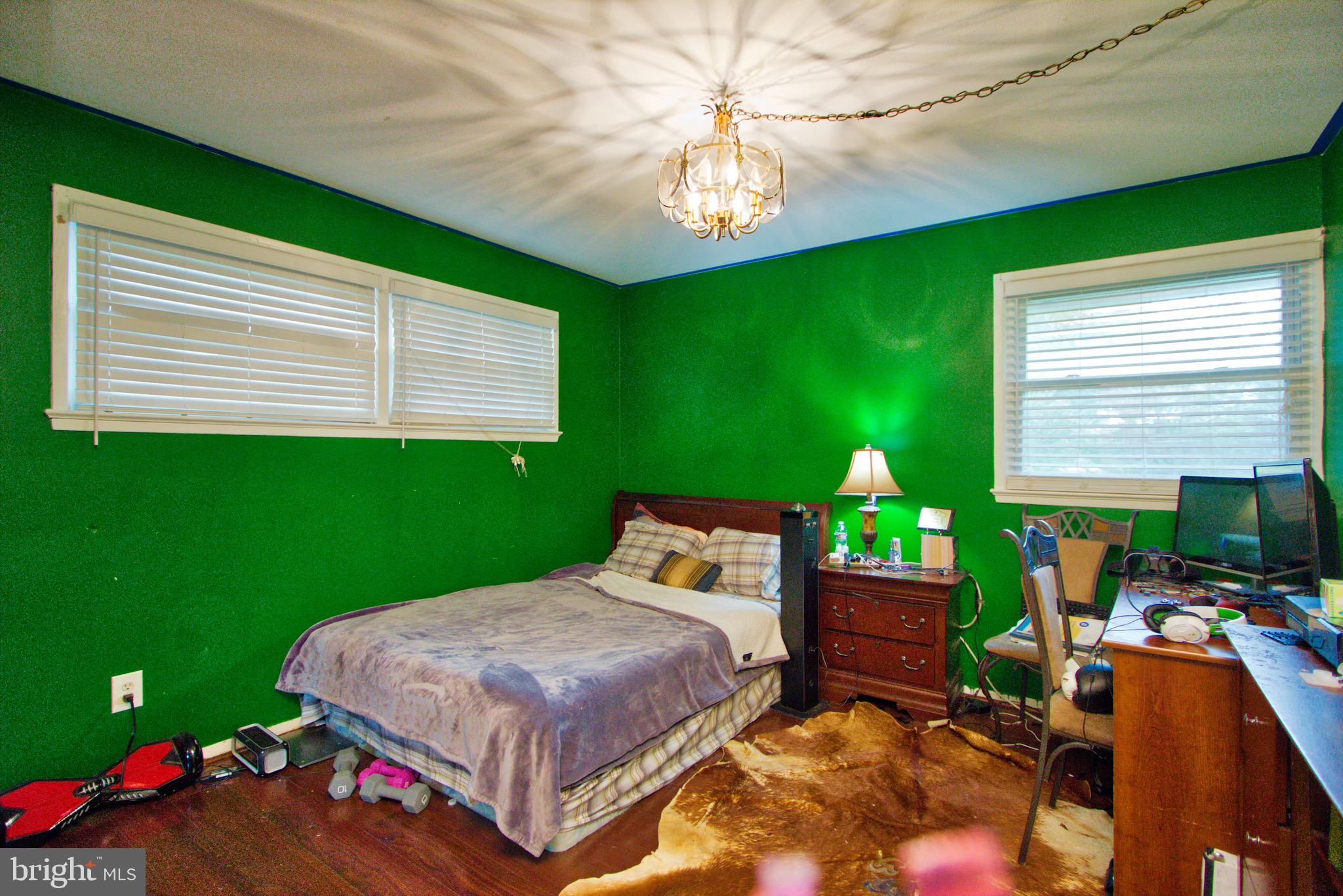 EDSALL PARK - Residential