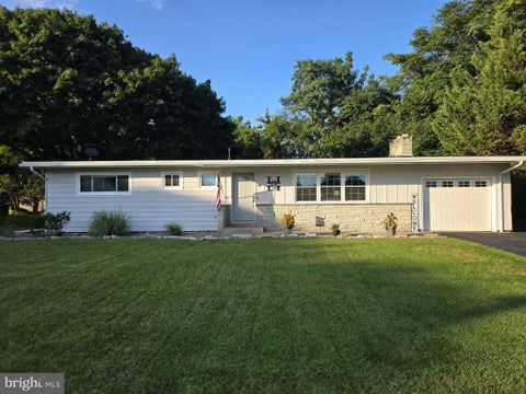 Homes For Sale - 32 El Ray Street<br/> Mifflin County, ALLENSVILLE, PA 17002