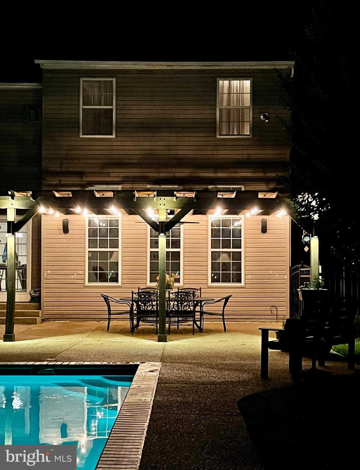 OAKMONT MANOR - Residential