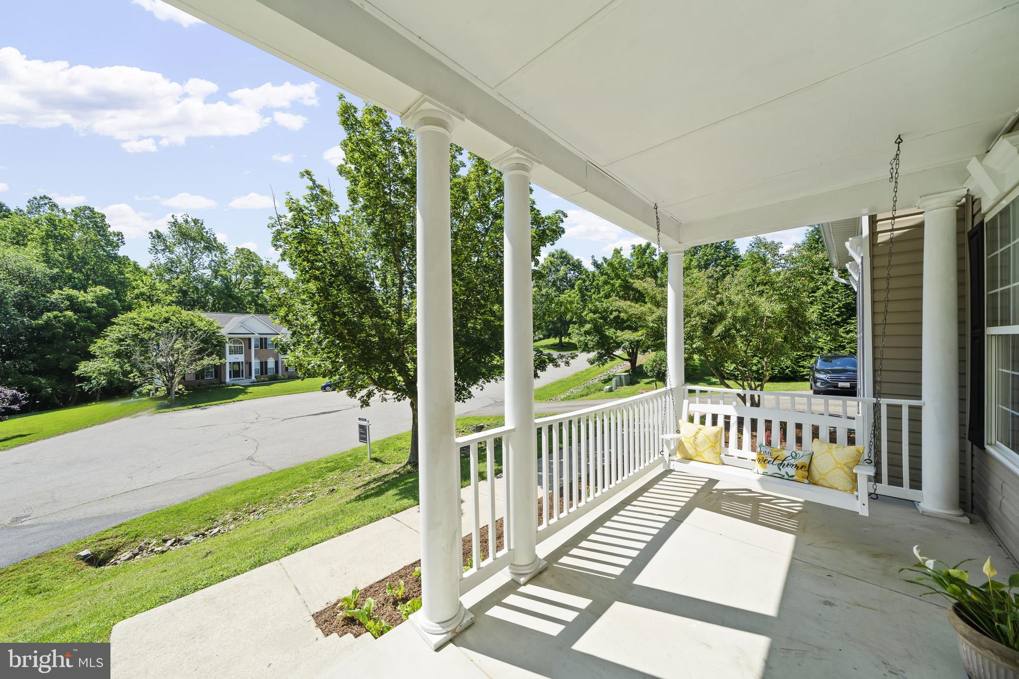 OAKMONT MANOR - Residential