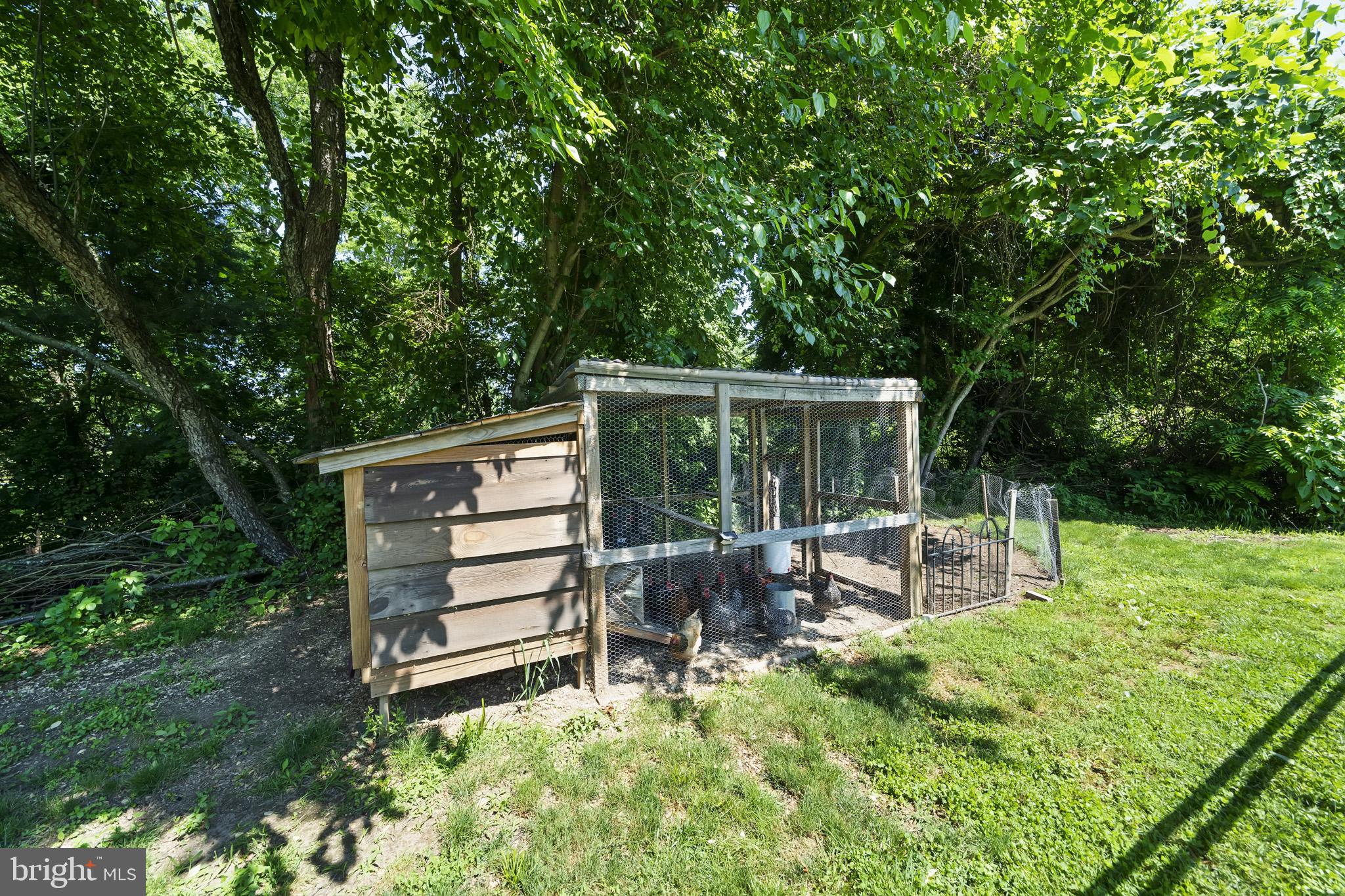 OAKMONT MANOR - Residential