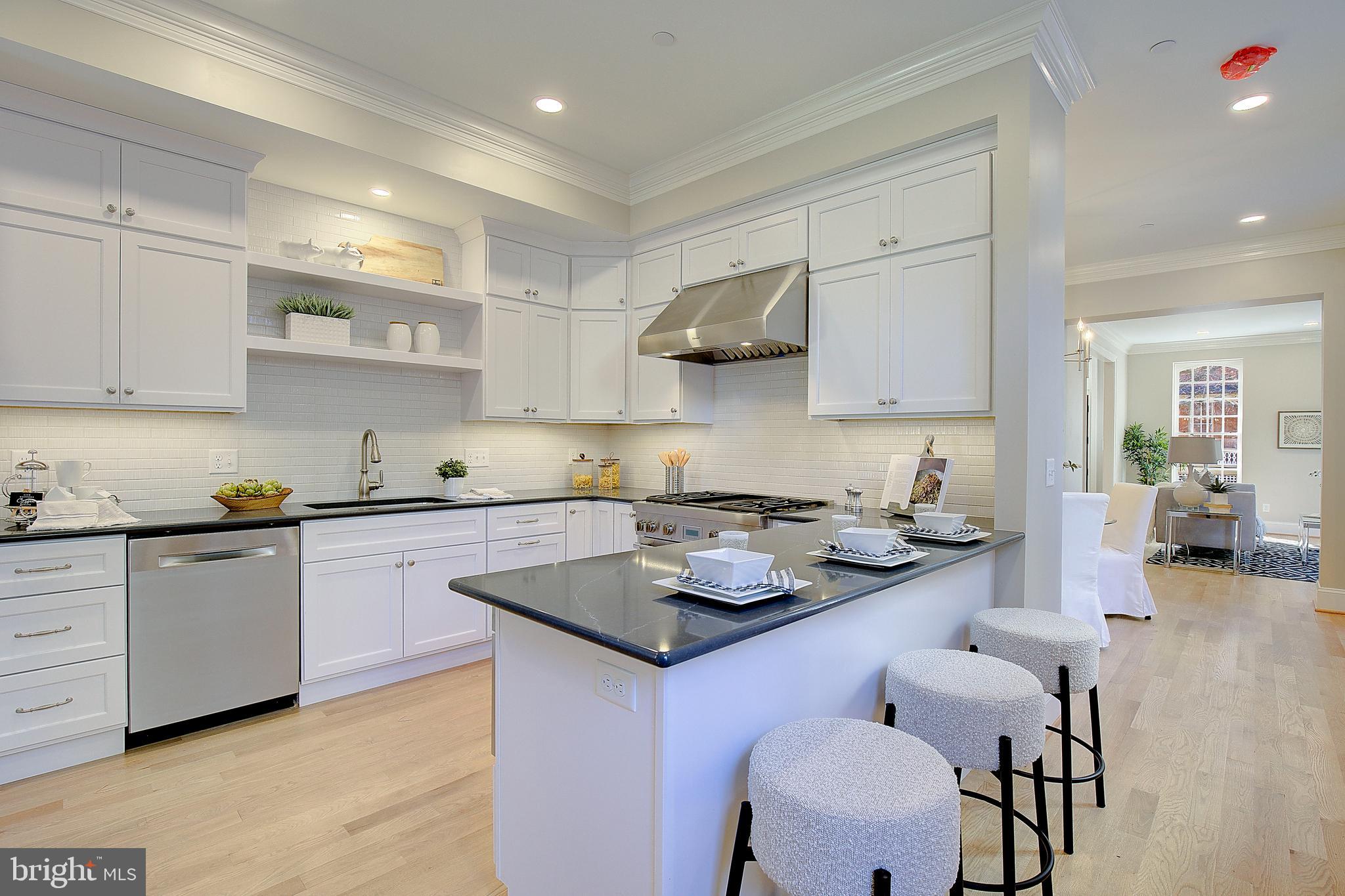 HISTORIC DISTRICT - Residential