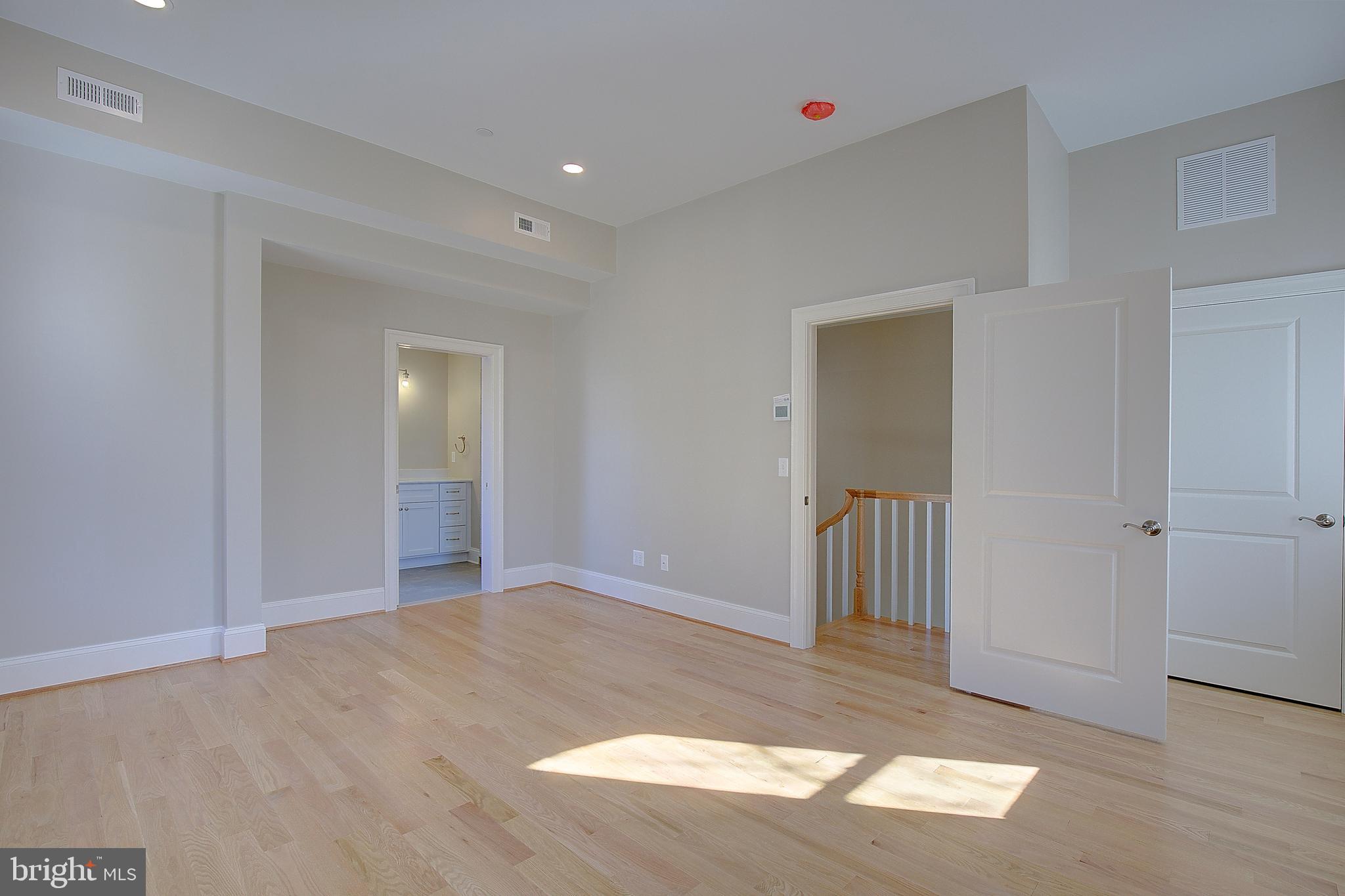 HISTORIC DISTRICT - Residential