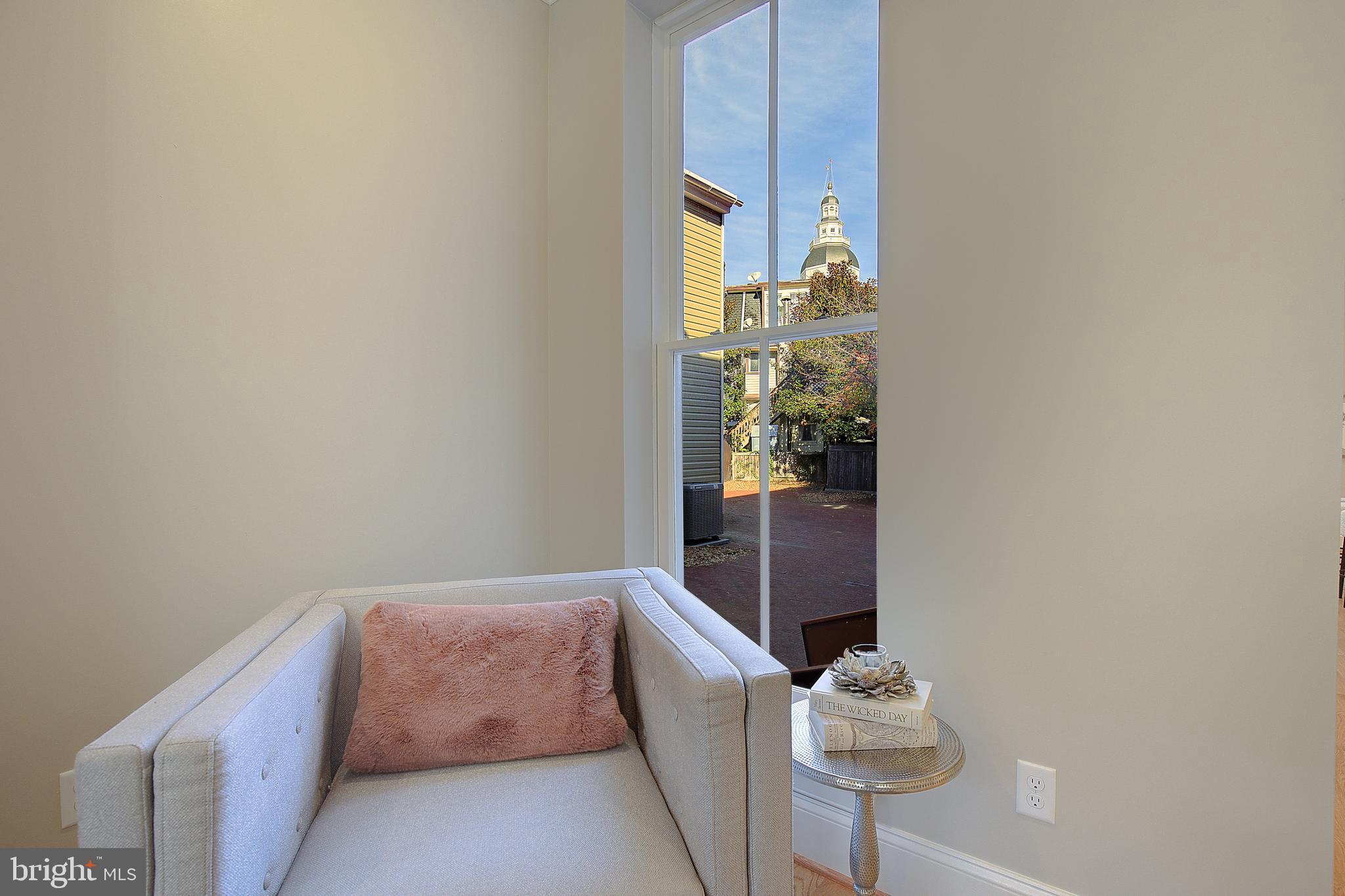 HISTORIC DISTRICT - Residential