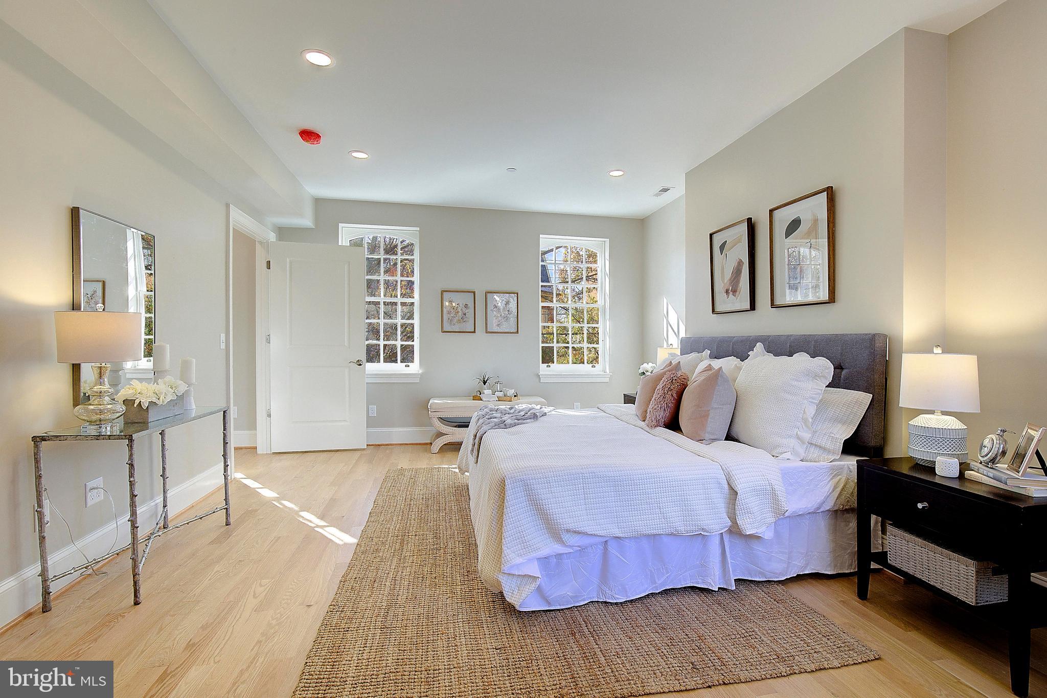 HISTORIC DISTRICT - Residential