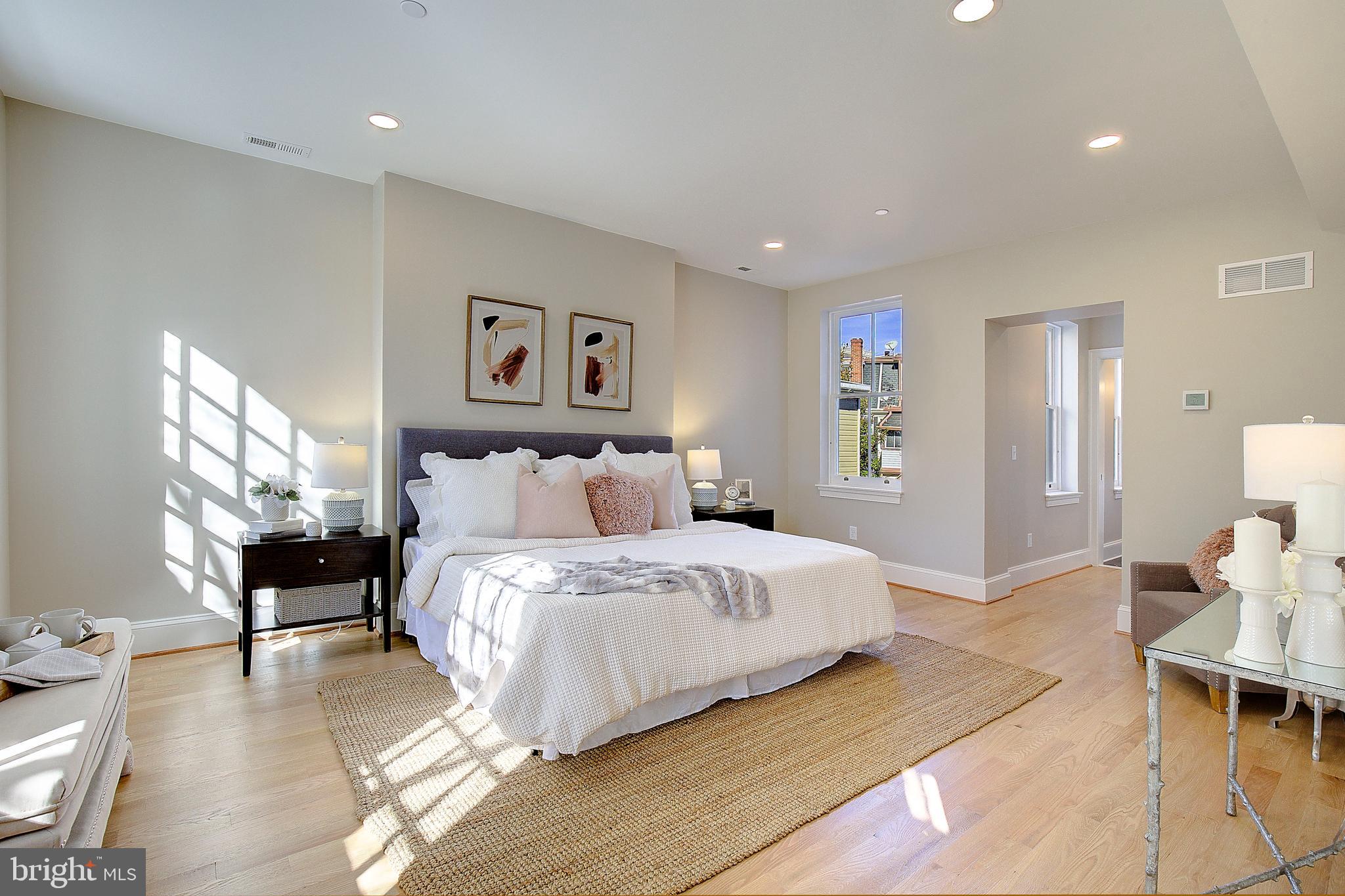 HISTORIC DISTRICT - Residential