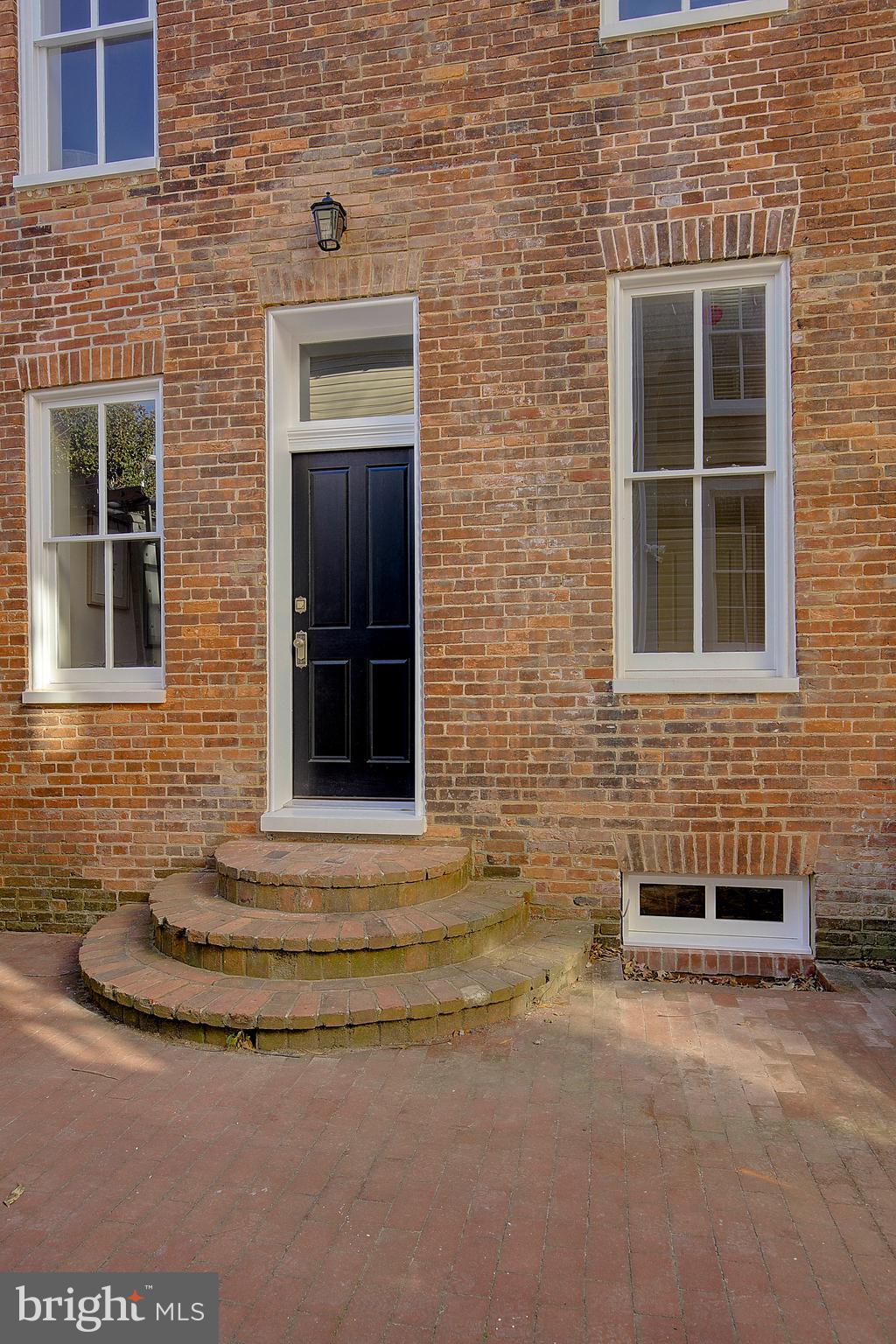 HISTORIC DISTRICT - Residential