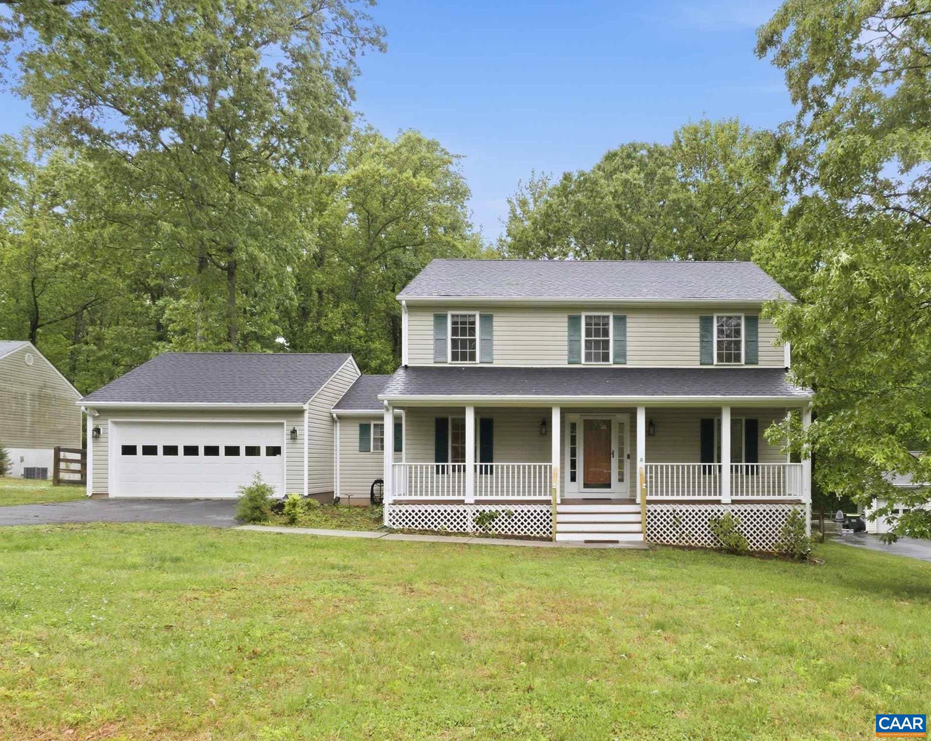 DEER LAKE ESTATES - Residential