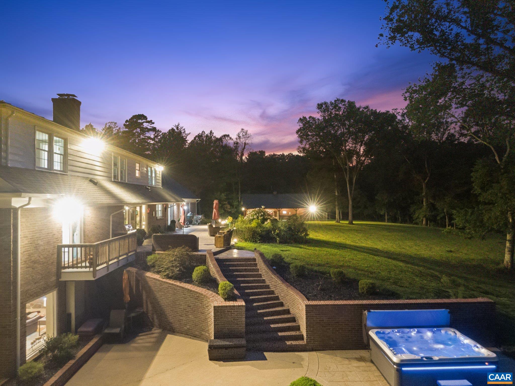 6904 JAMES MADISON HWY