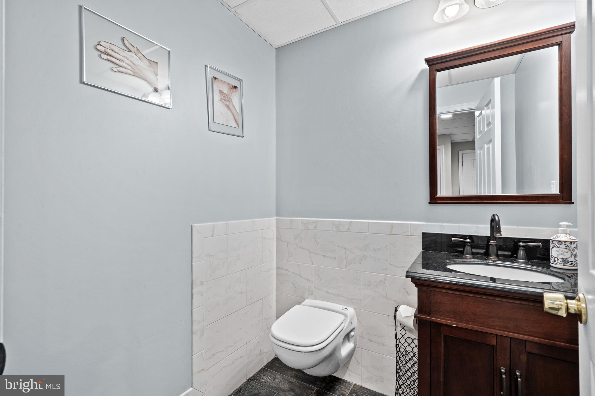 BROOKSIDE MANOR ES - Residential