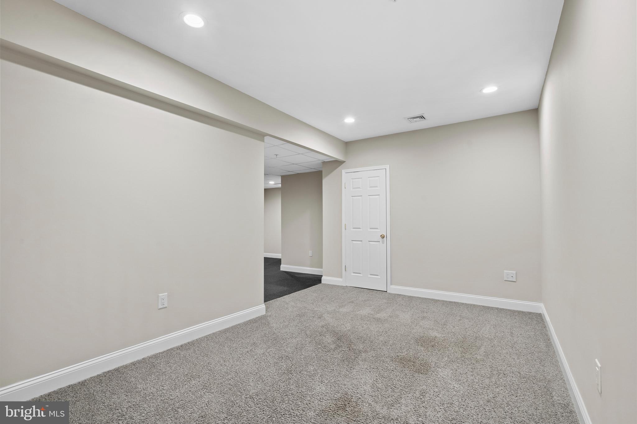 BROOKSIDE MANOR ES - Residential