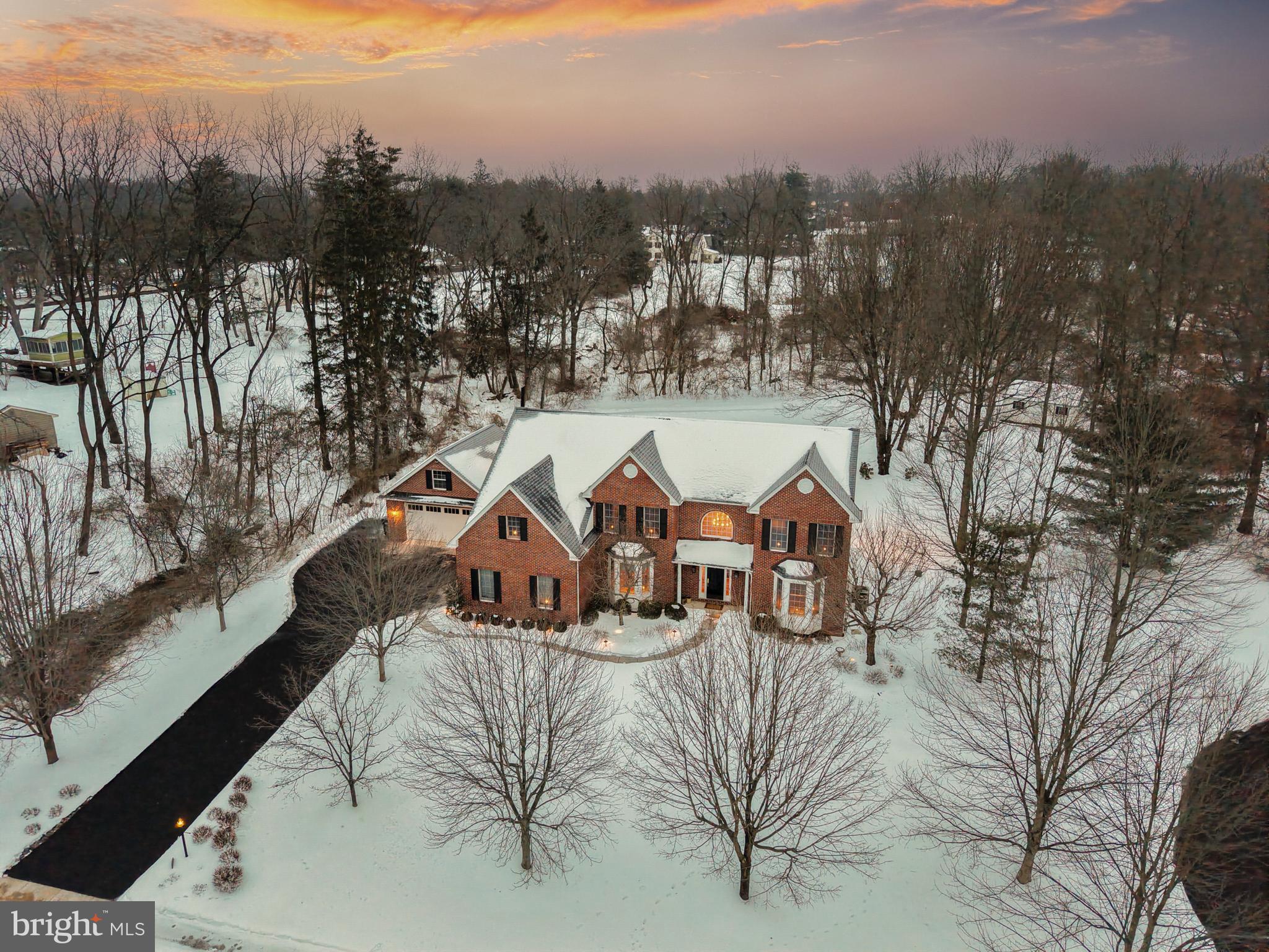 BROOKSIDE MANOR ES - Residential