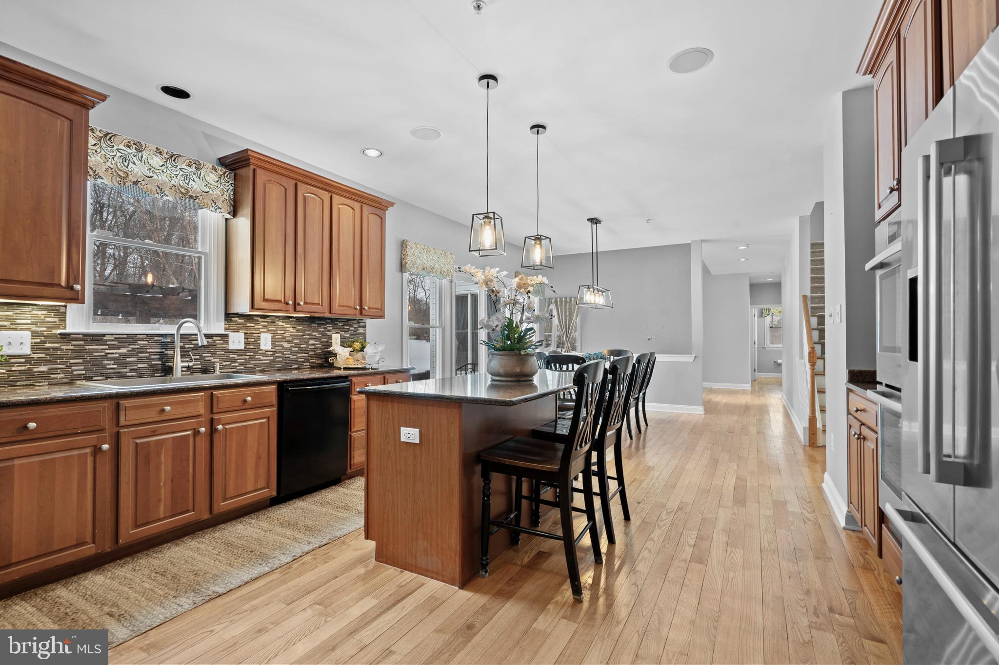 BROOKSIDE MANOR ES - Residential