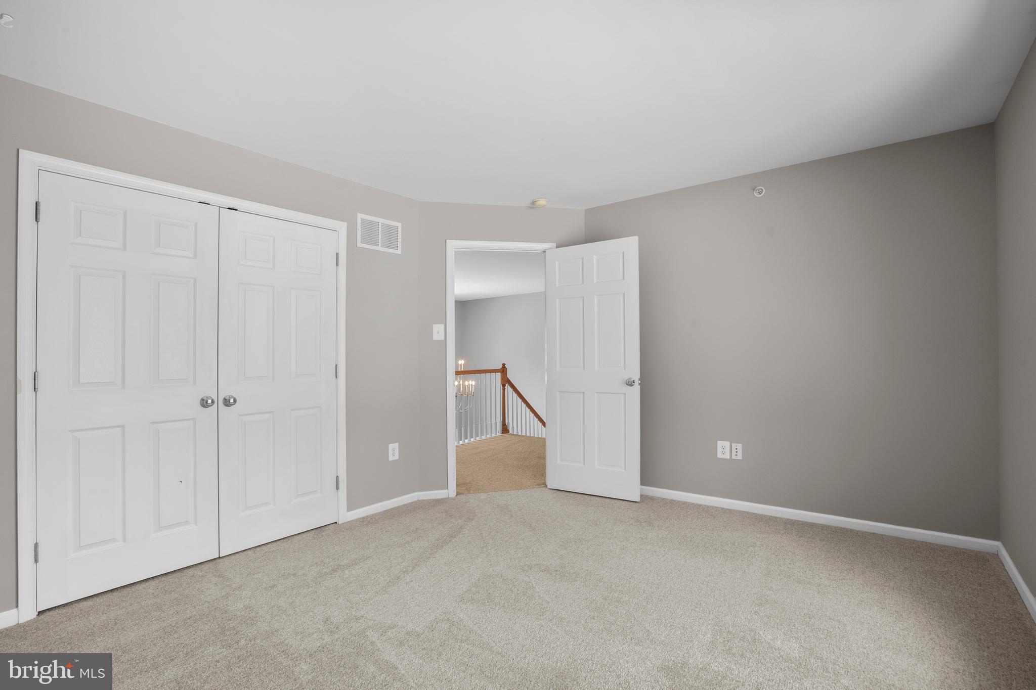 BROOKSIDE MANOR ES - Residential