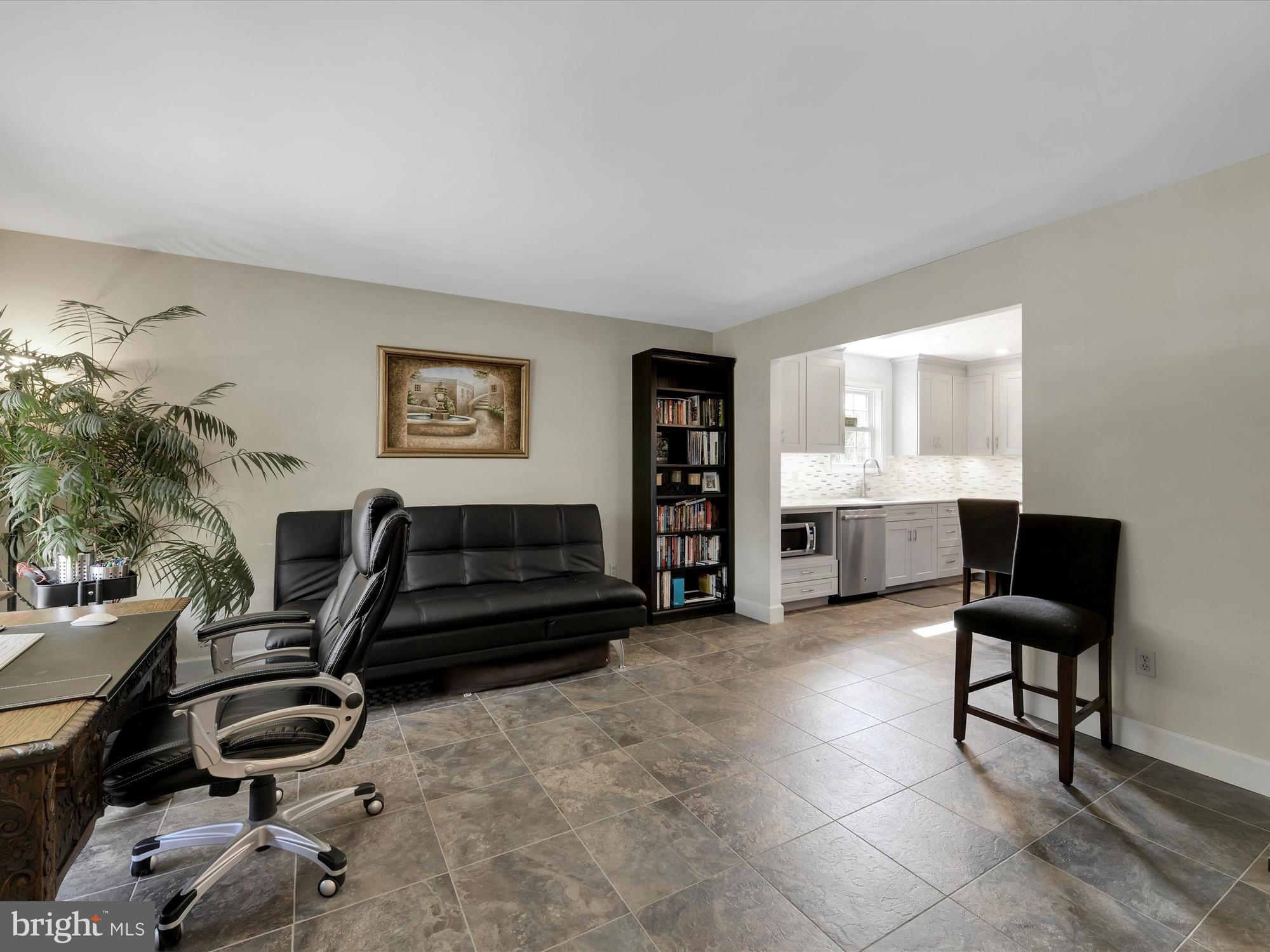 HAMPDEN HEARTH - Residential