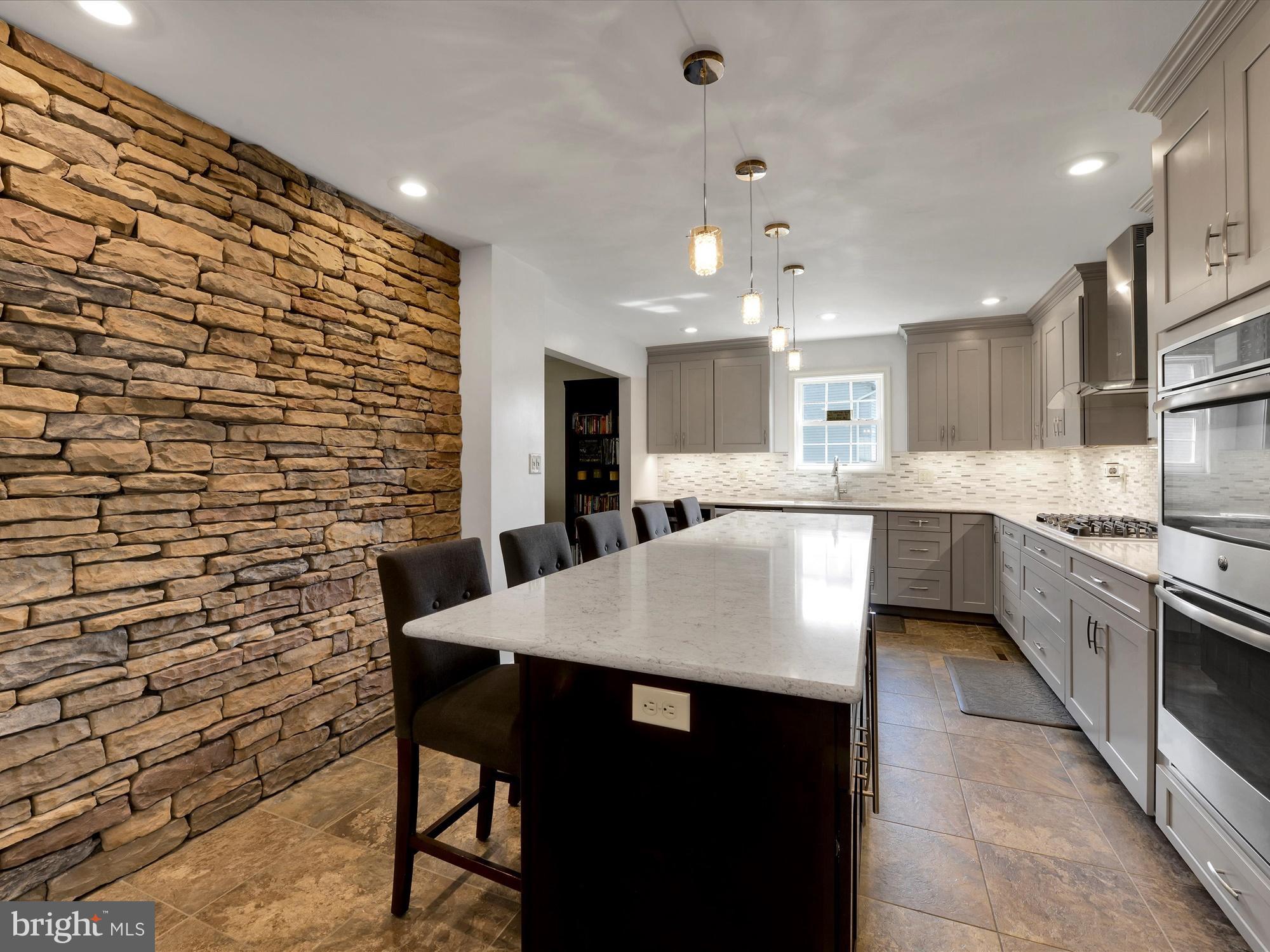 HAMPDEN HEARTH - Residential