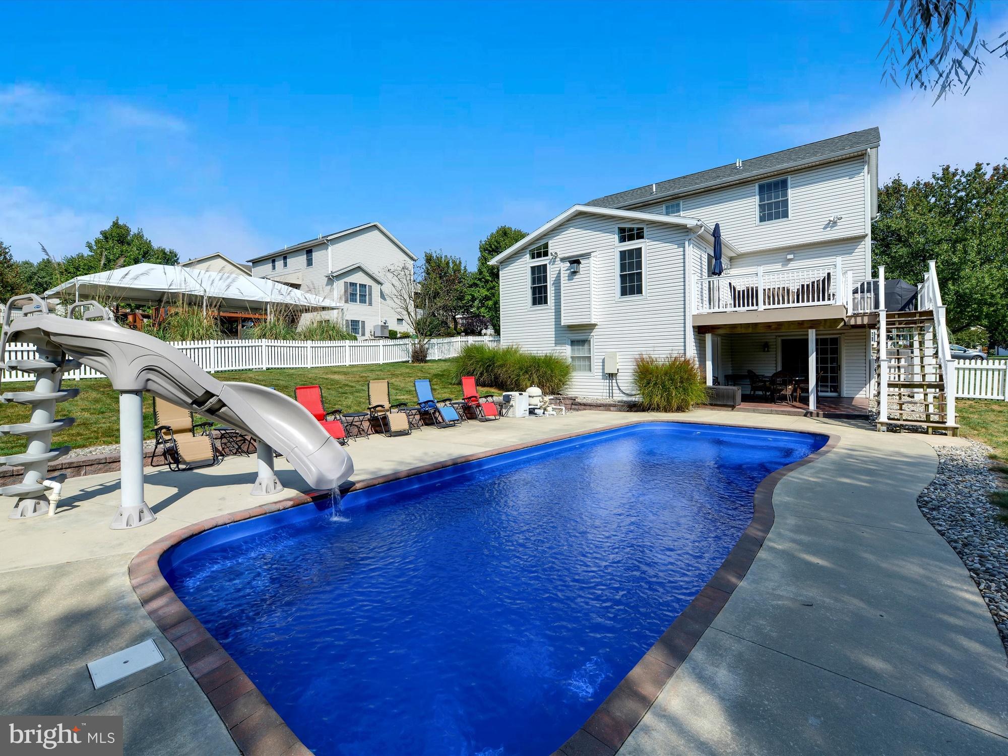 HAMPDEN HEARTH - Residential