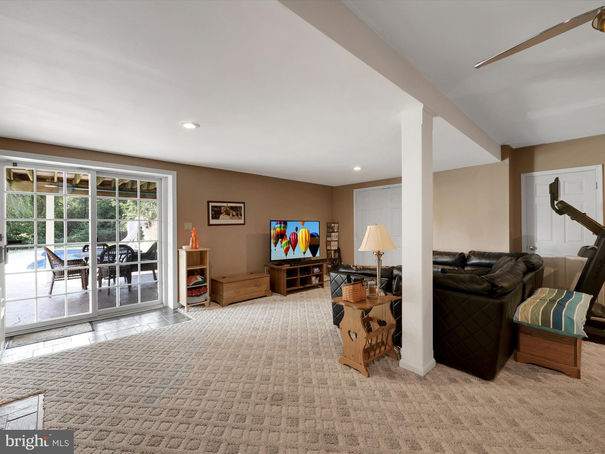 HAMPDEN HEARTH - Residential