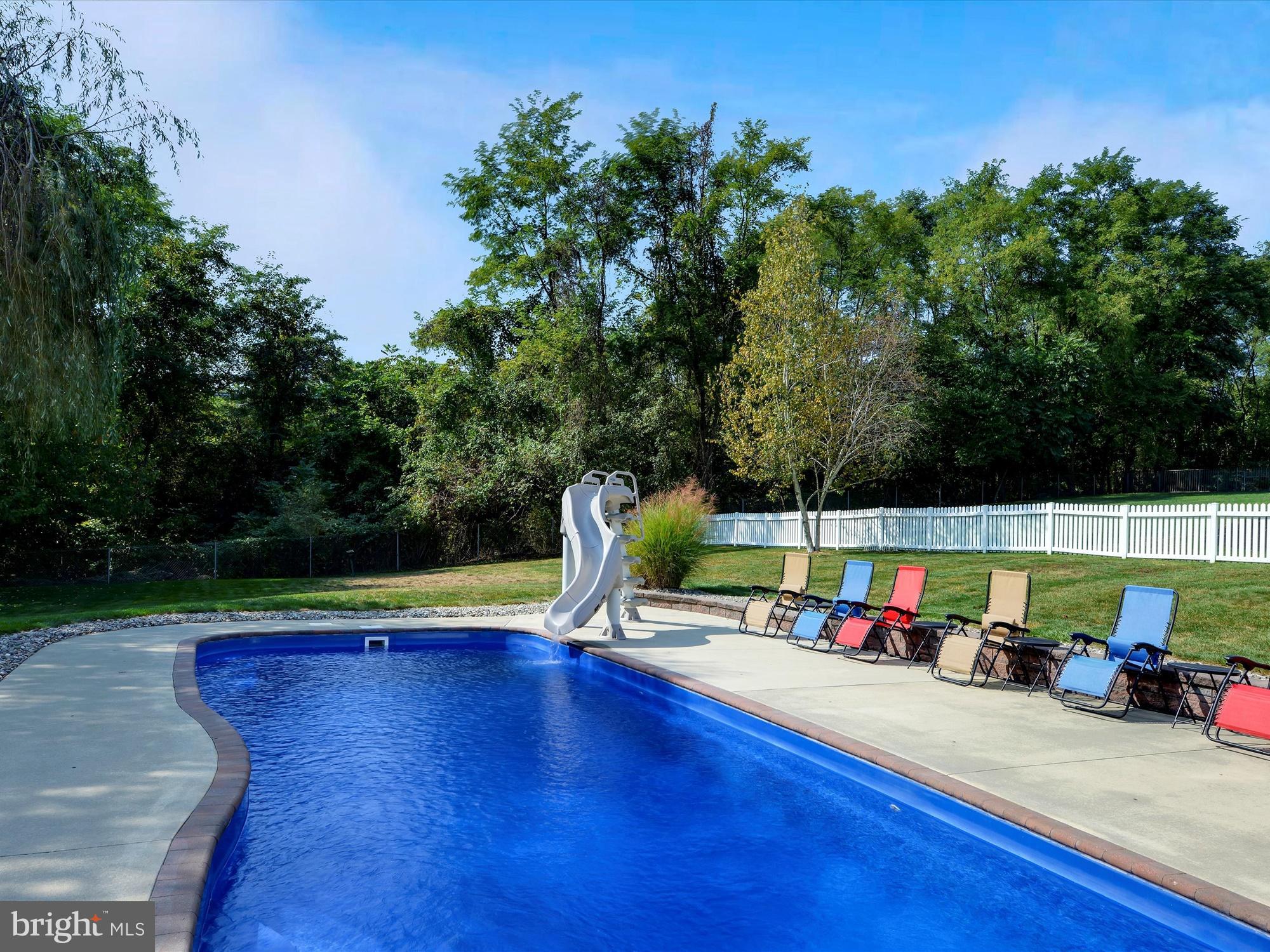 HAMPDEN HEARTH - Residential