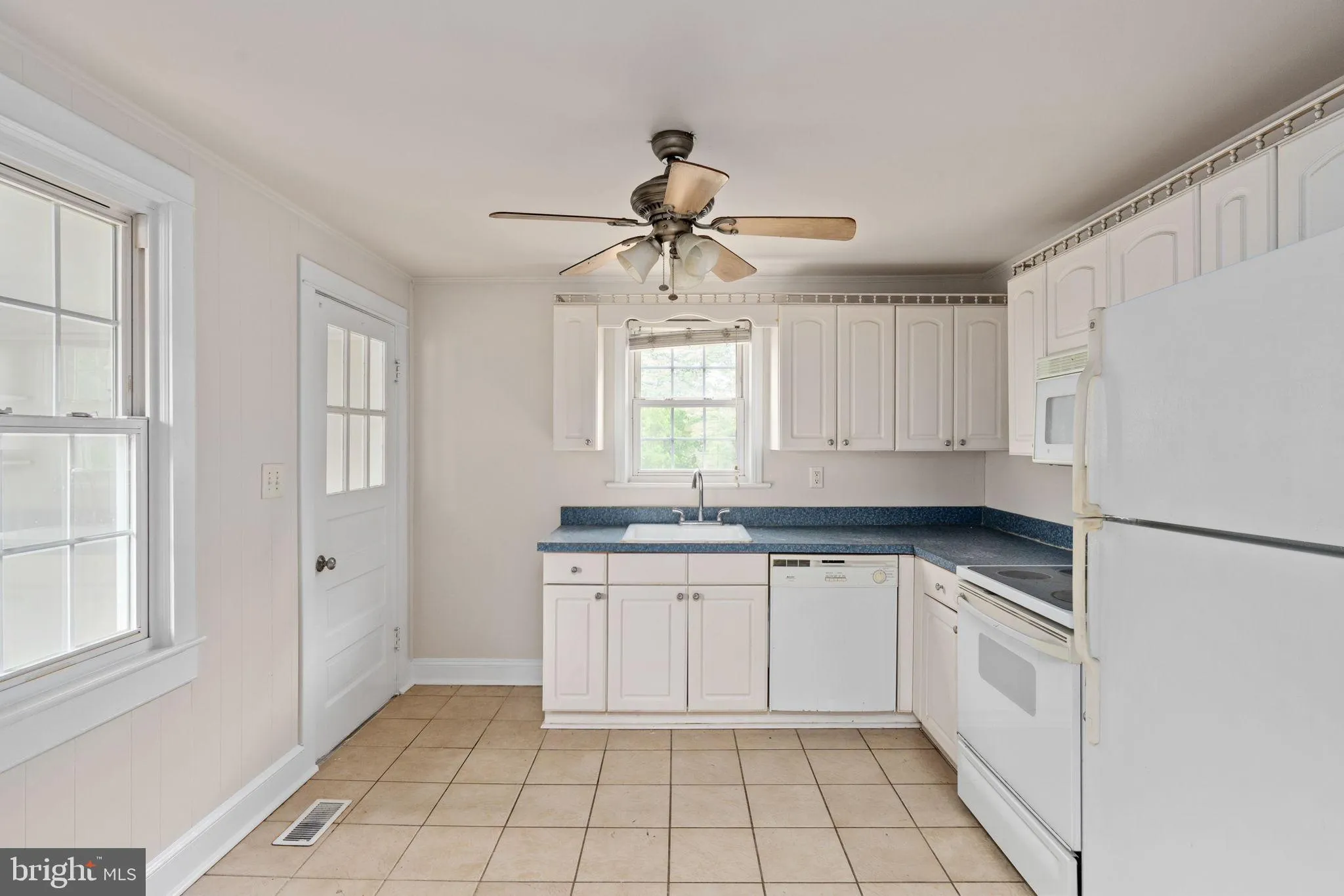 Fredericksburg, Virginia 22405, United States, 2 Bedrooms Bedrooms, ,1 BathroomBathrooms,Residential,Coming Soon,87335