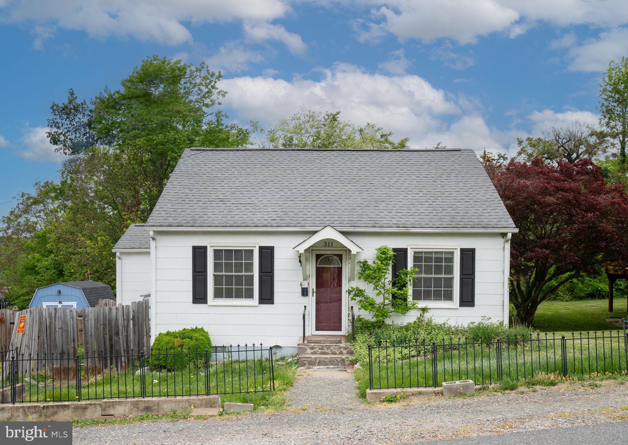 FALMOUTH - Residential Lease