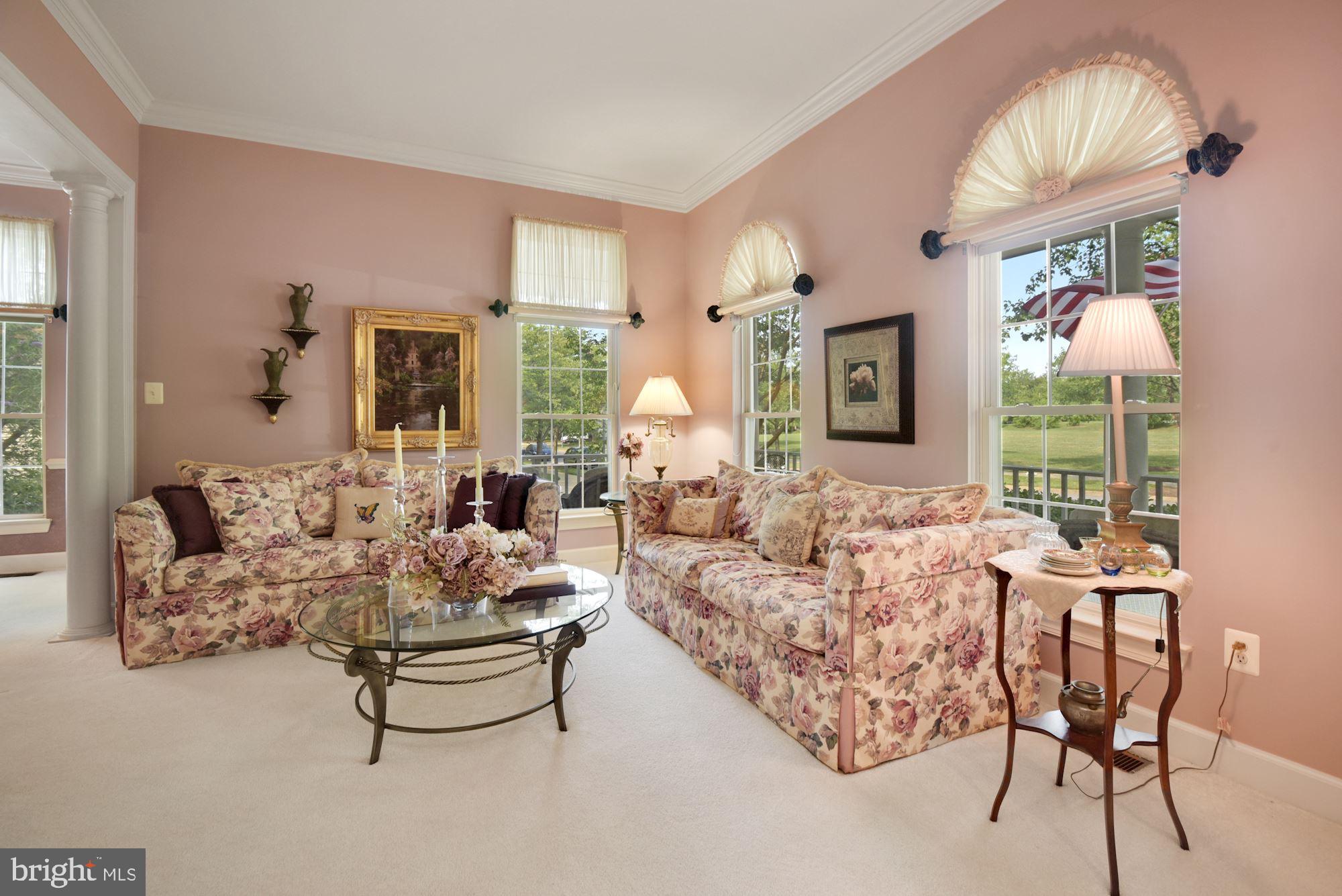 KING FARM WATKINS POND - Residential