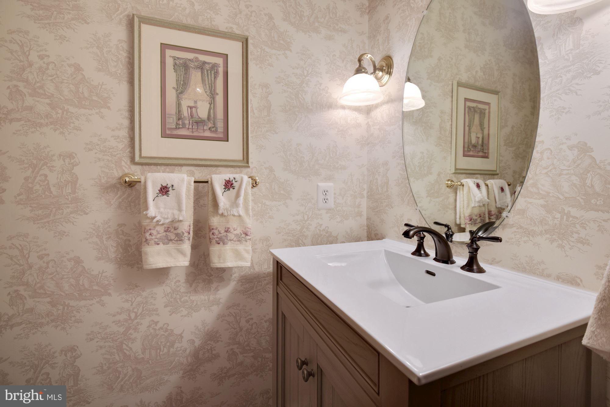 KING FARM WATKINS POND - Residential