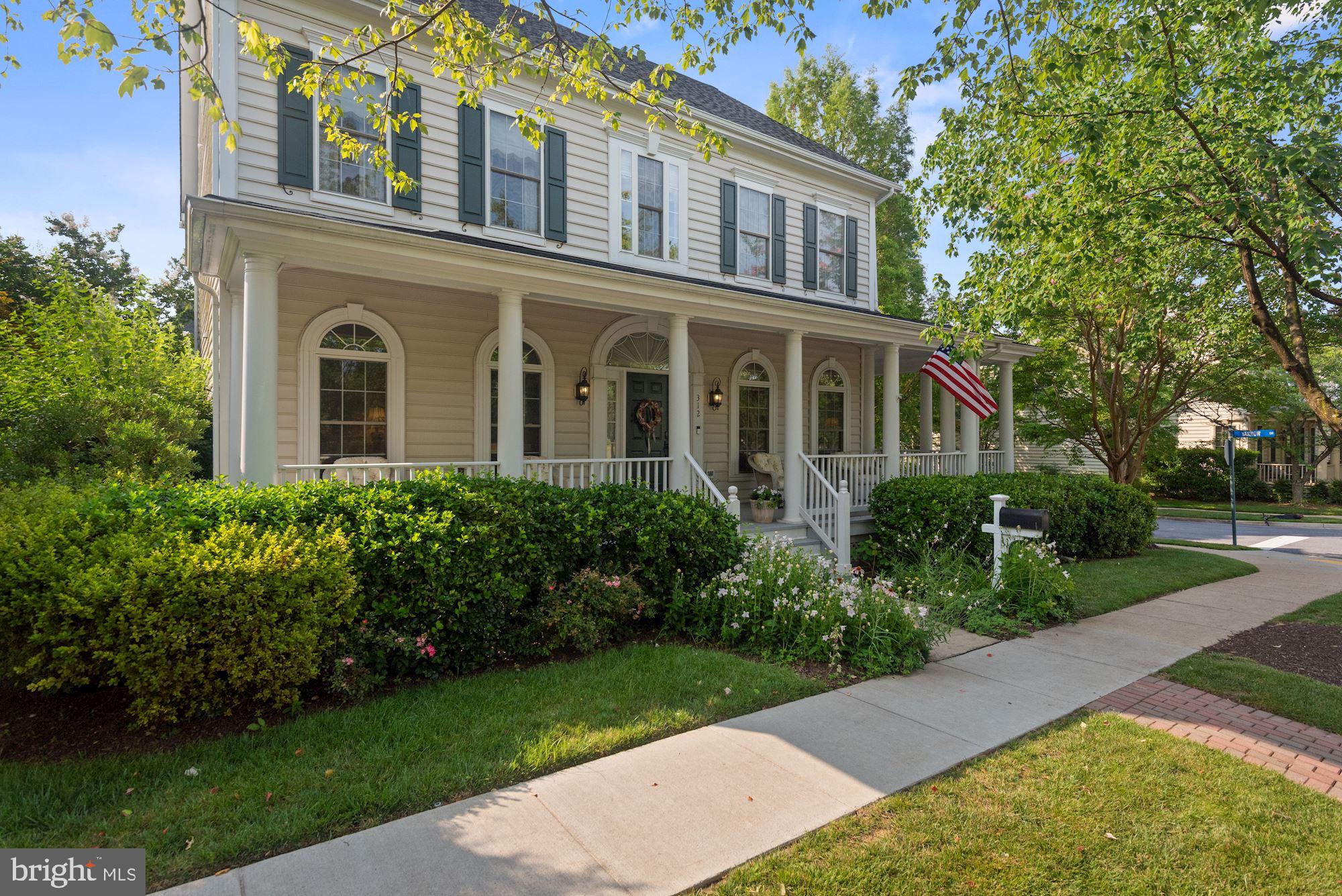 KING FARM WATKINS POND - Residential