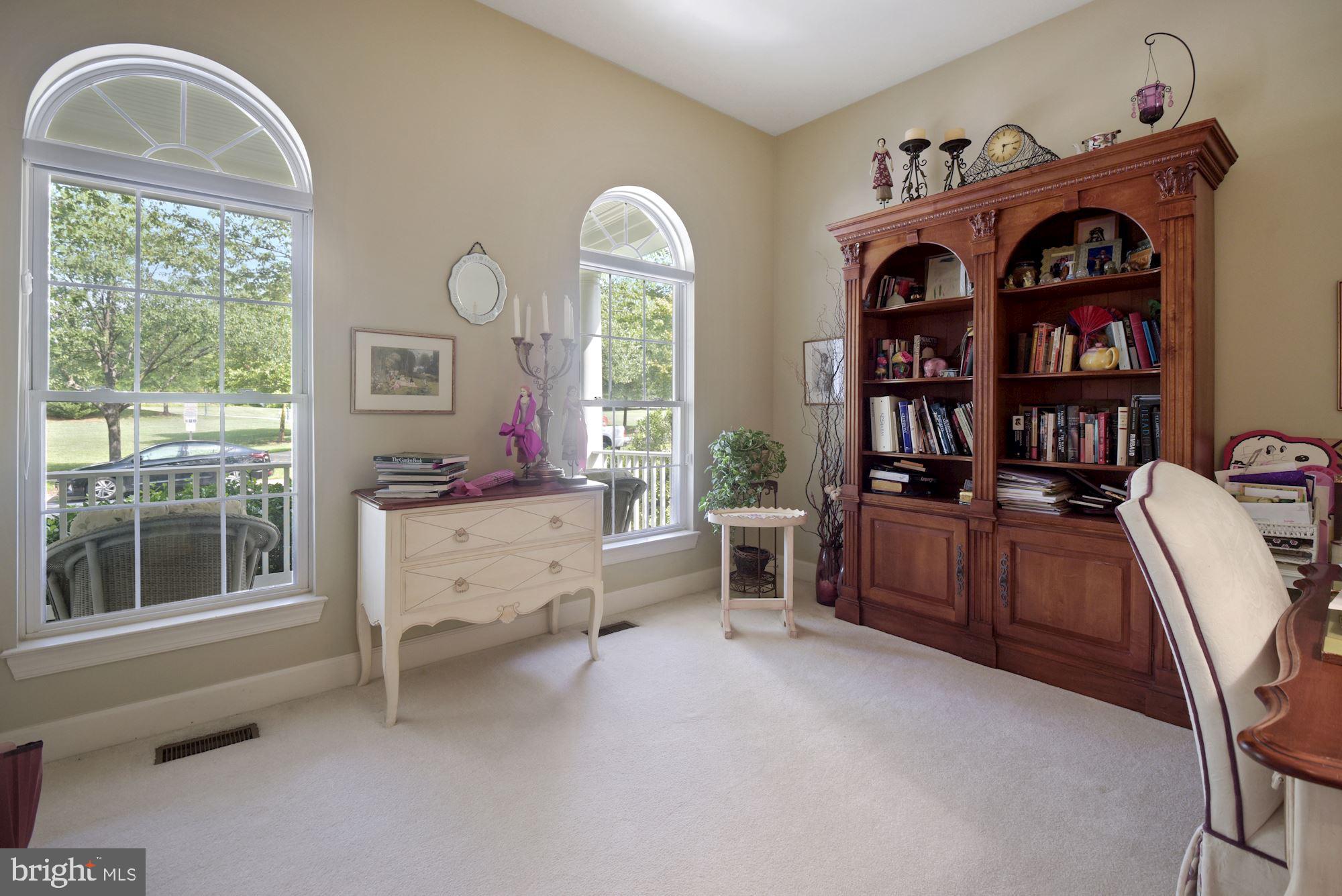 KING FARM WATKINS POND - Residential