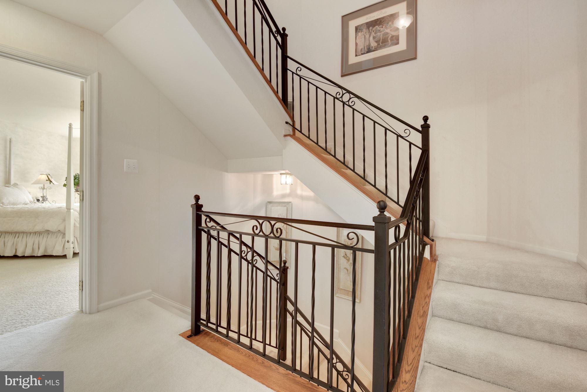 KING FARM WATKINS POND - Residential