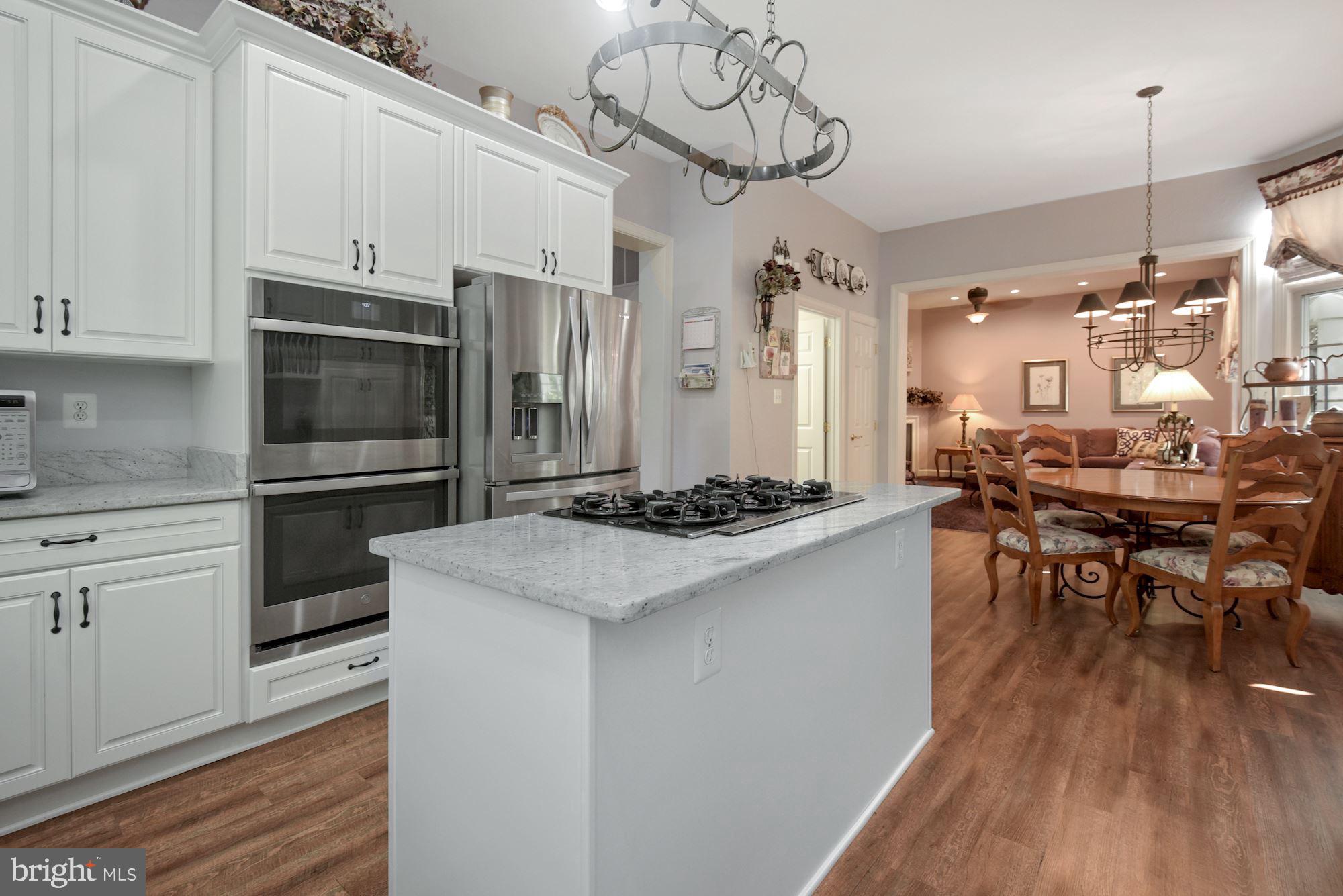 KING FARM WATKINS POND - Residential