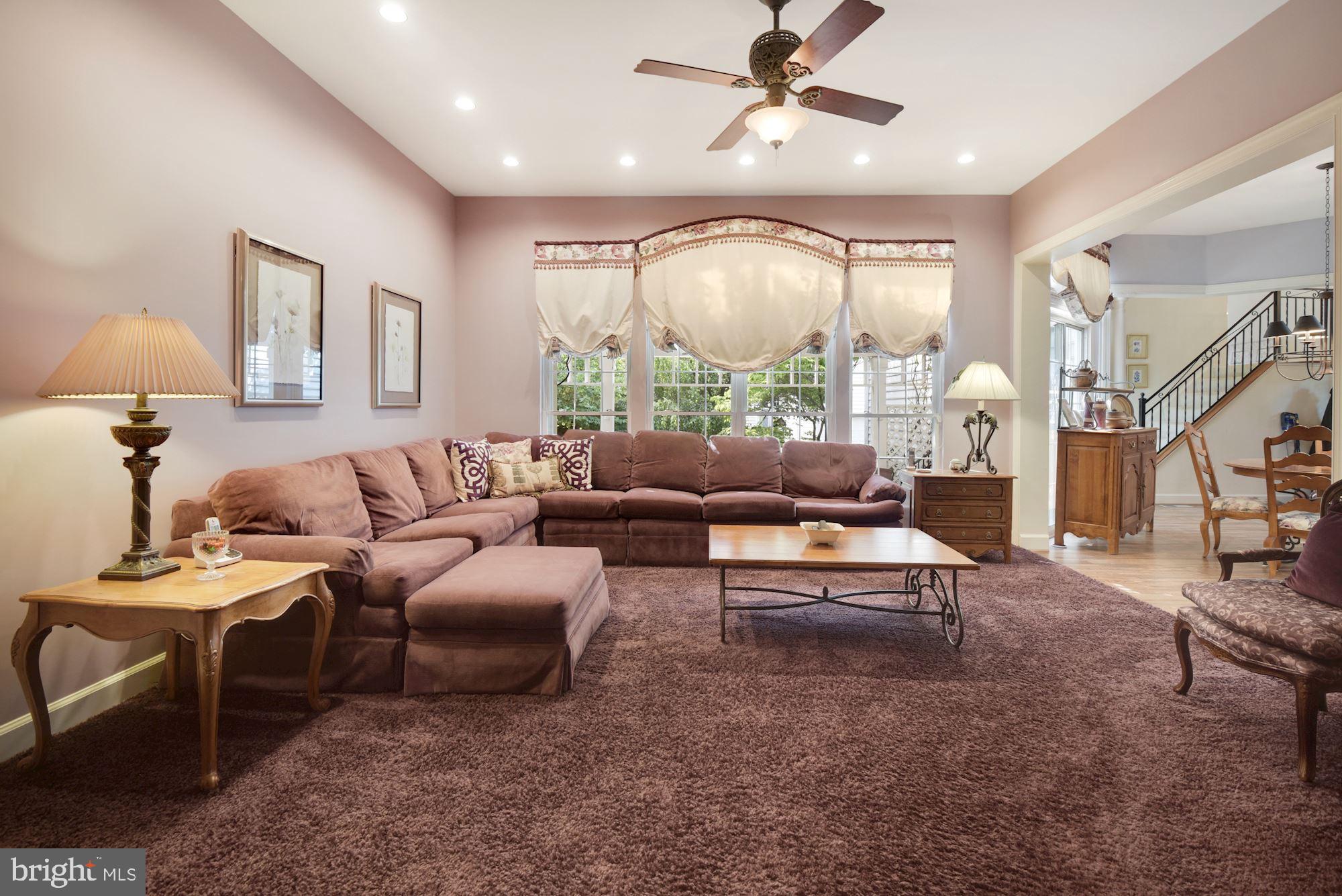 KING FARM WATKINS POND - Residential