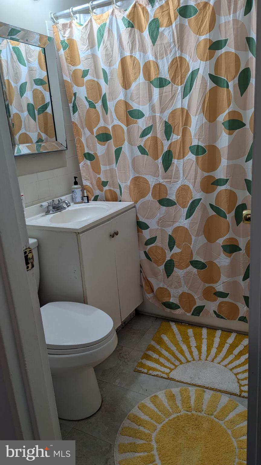 PIMMIT HILLS - Residential Lease