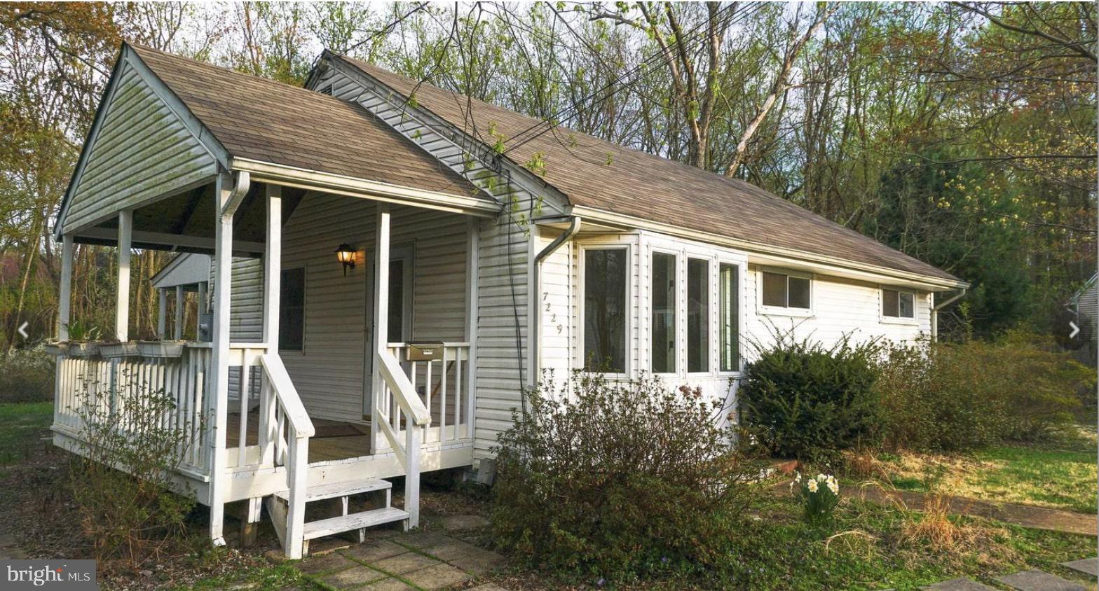 PIMMIT HILLS - Residential Lease