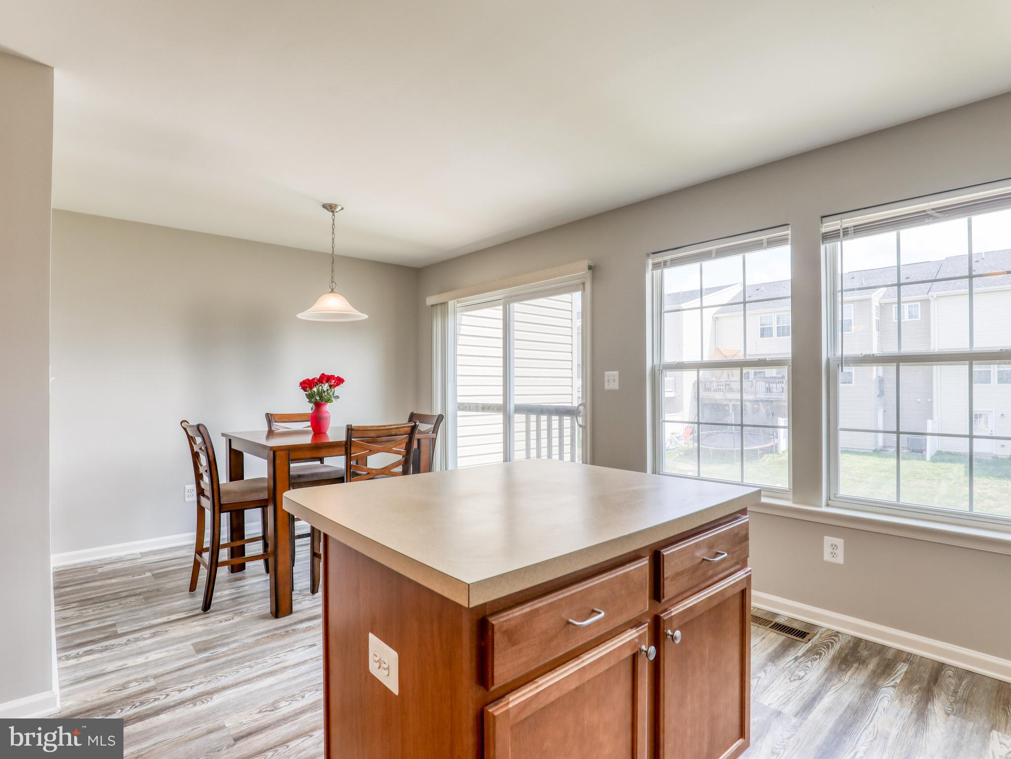 LAKELAND PLACE - Residential