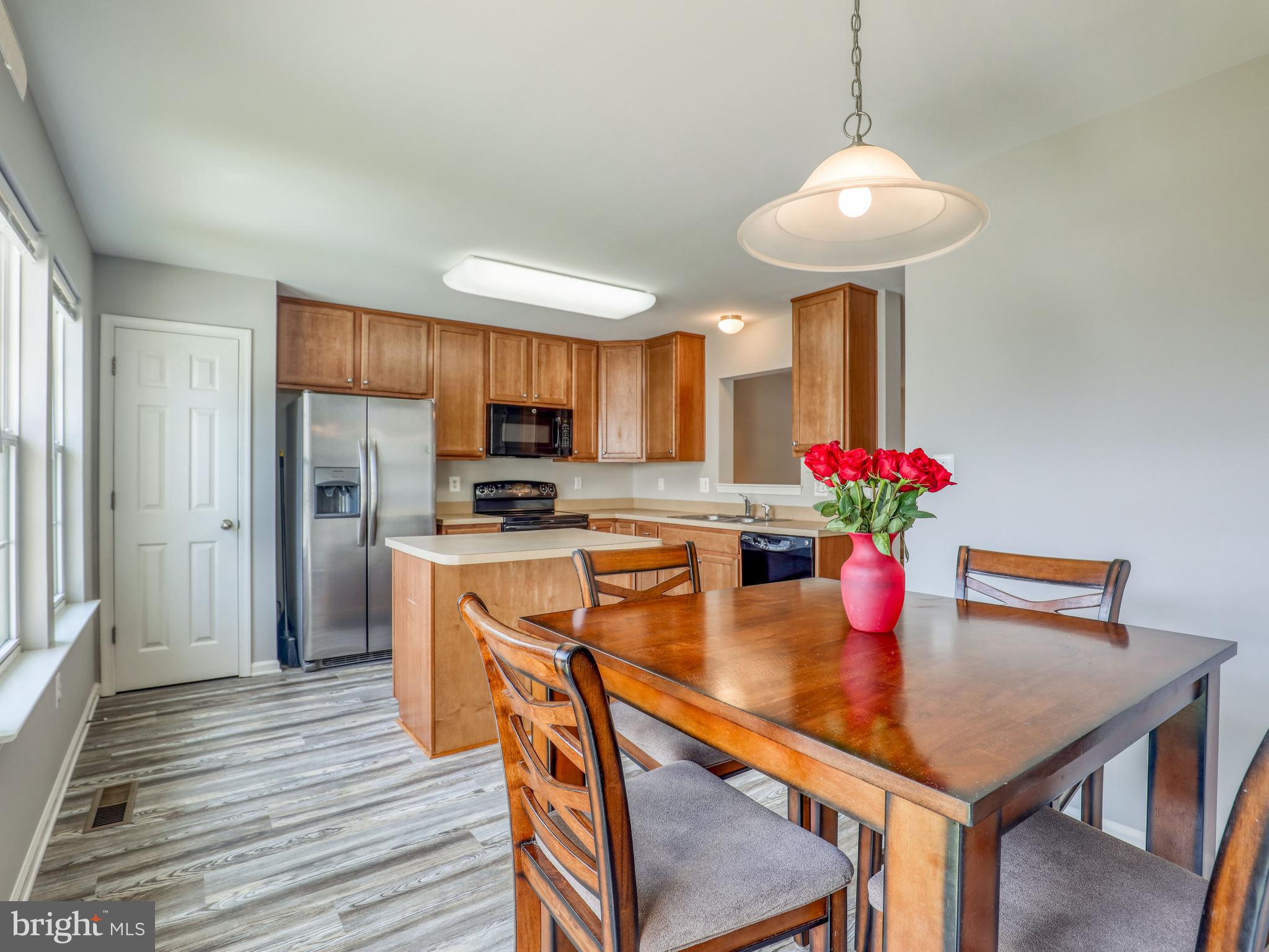 LAKELAND PLACE - Residential