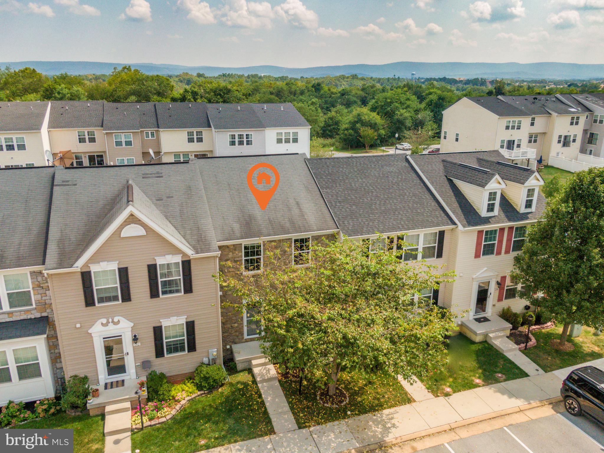 LAKELAND PLACE - Residential