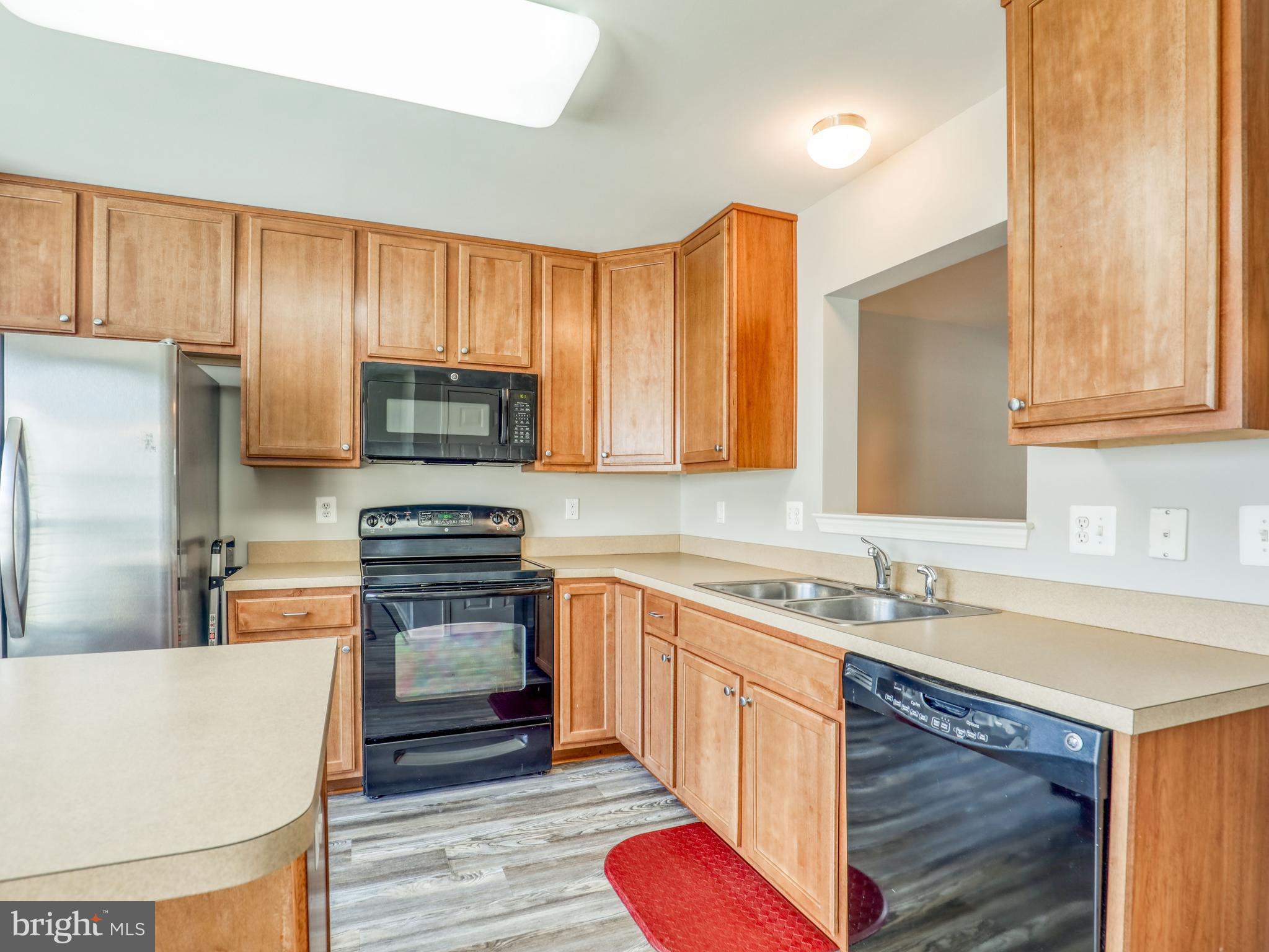 LAKELAND PLACE - Residential