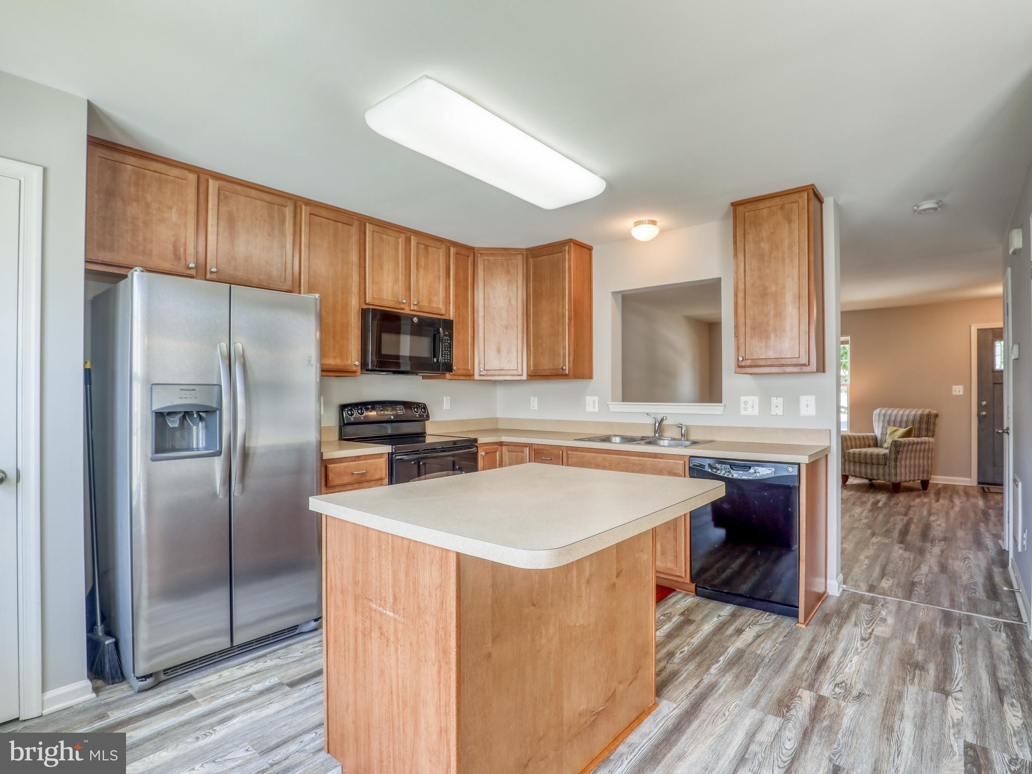 LAKELAND PLACE - Residential