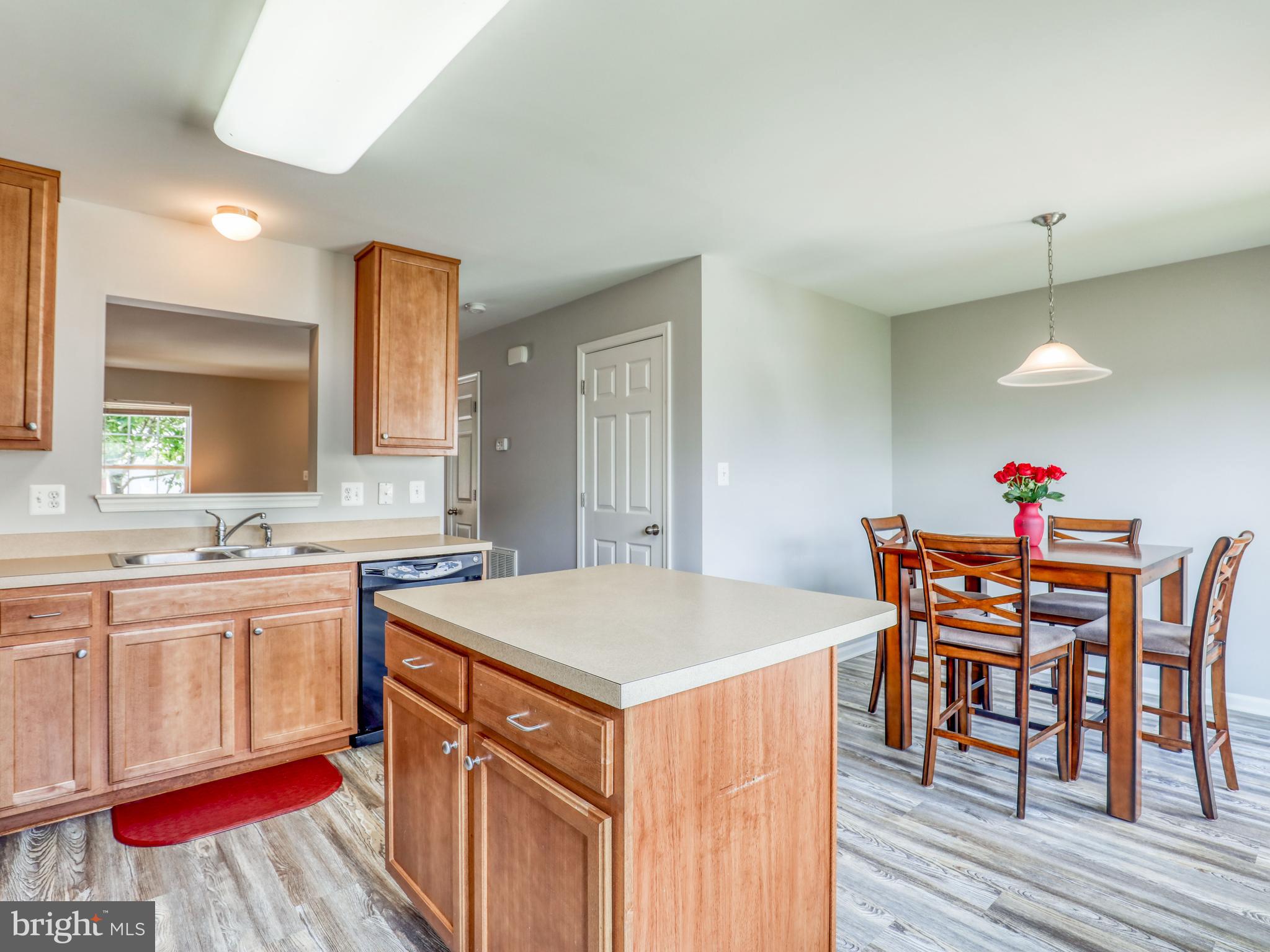 LAKELAND PLACE - Residential