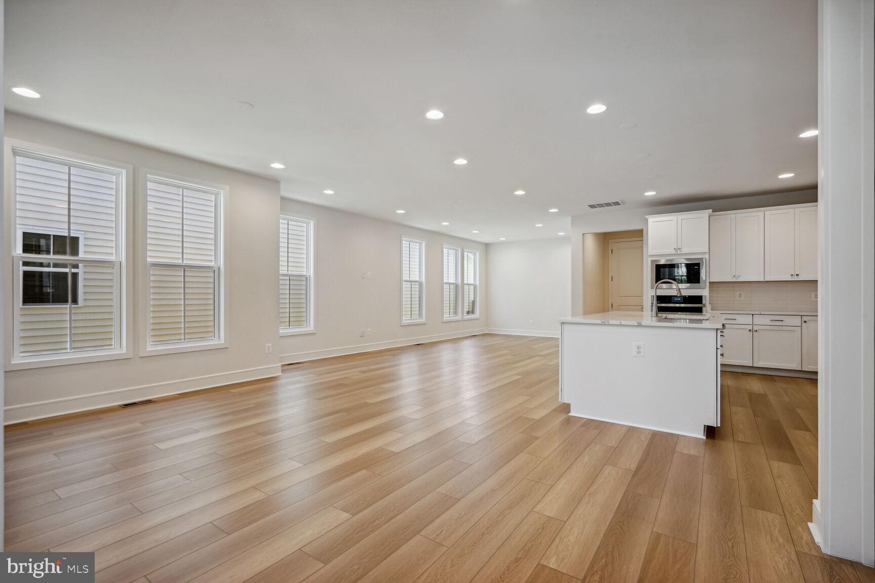 23115 GLENWOOD HEIGHTS CIRCLE