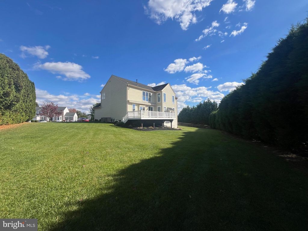 Photo of 7 Warbler Court, NEWARK, DE 19711 (MLS # DENC2092338)